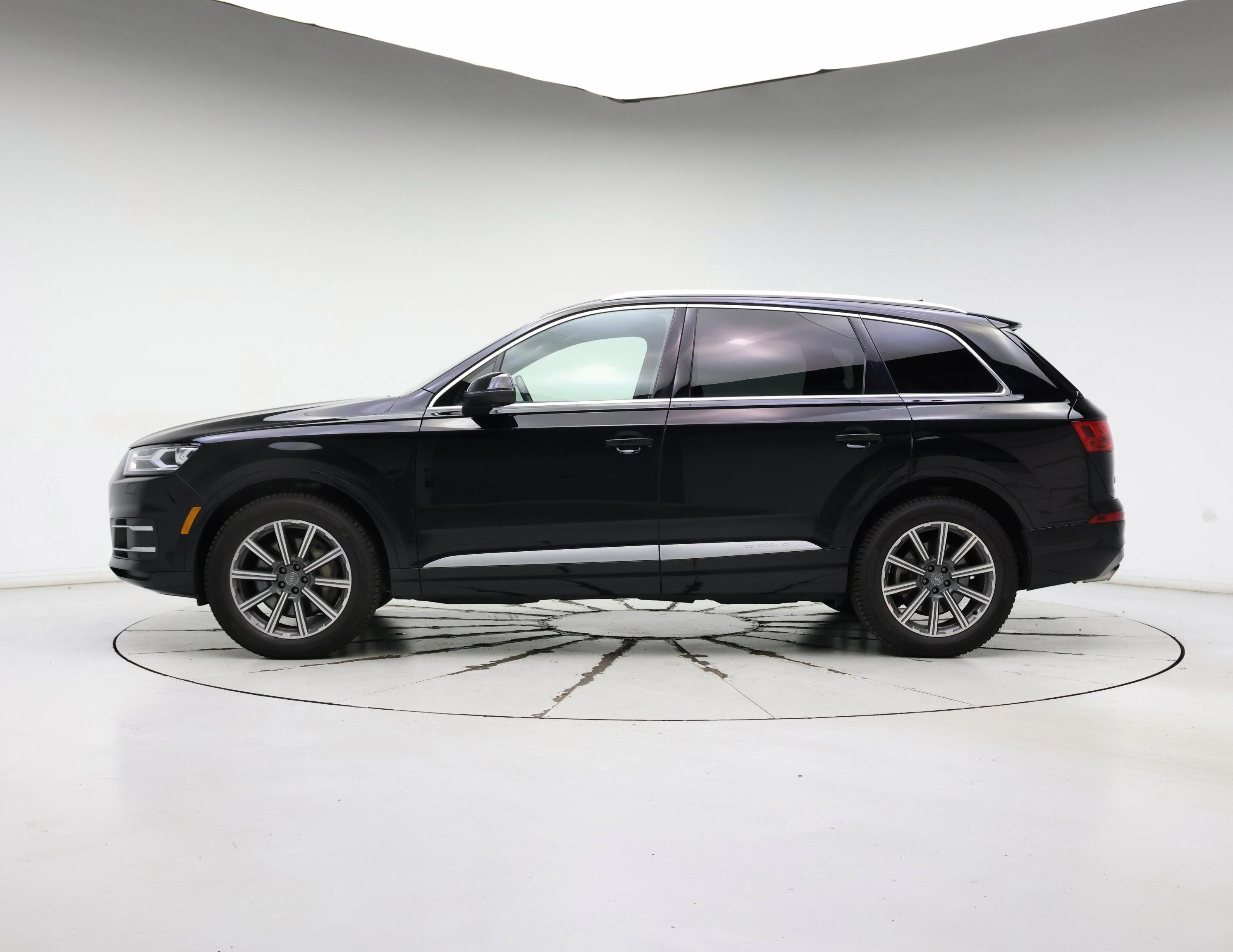 Thumbnail: 2018 Audi Q7 - 3