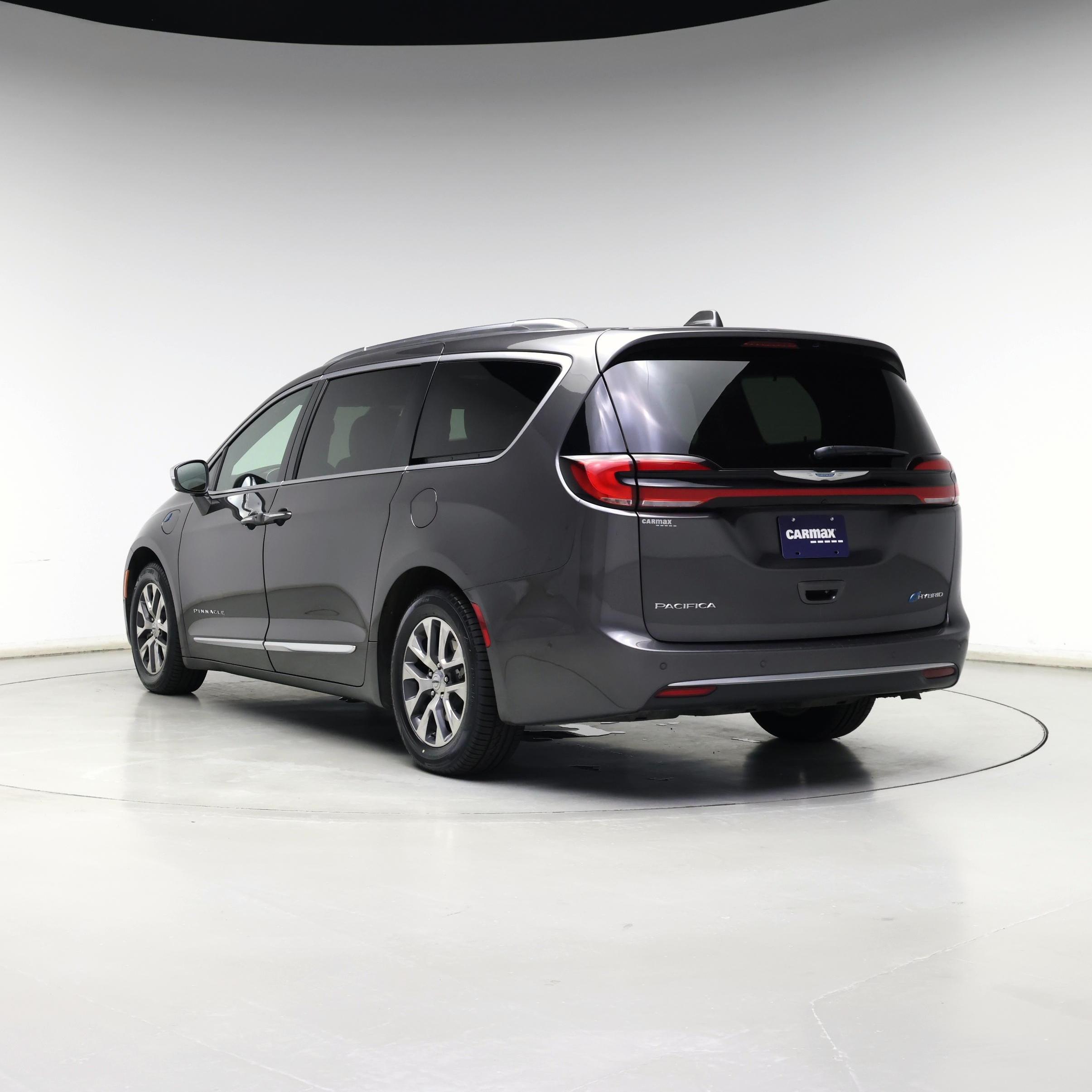 Thumbnail: 2021 Chrysler Pacifica - 2