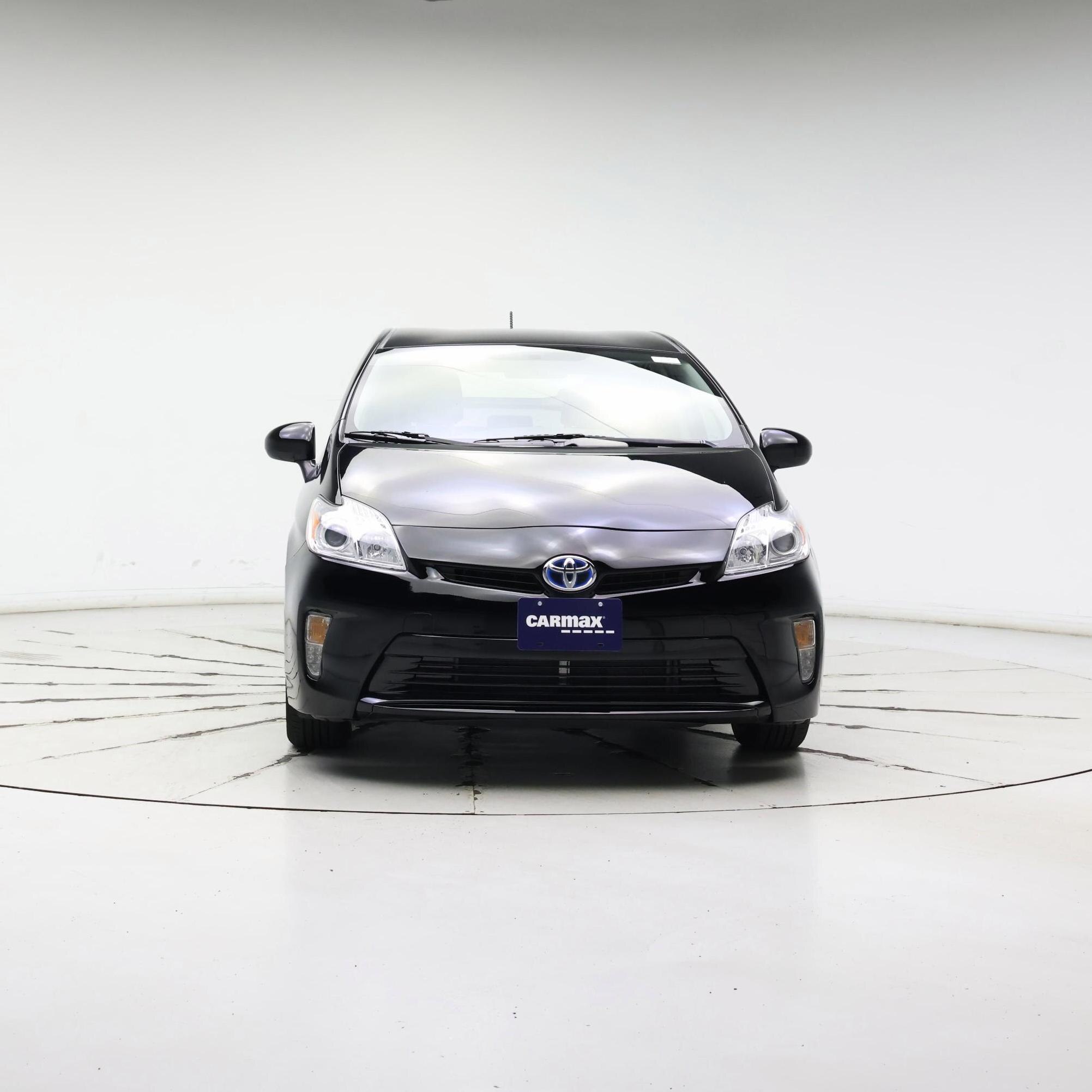 Thumbnail: 2015 Toyota Prius - 5