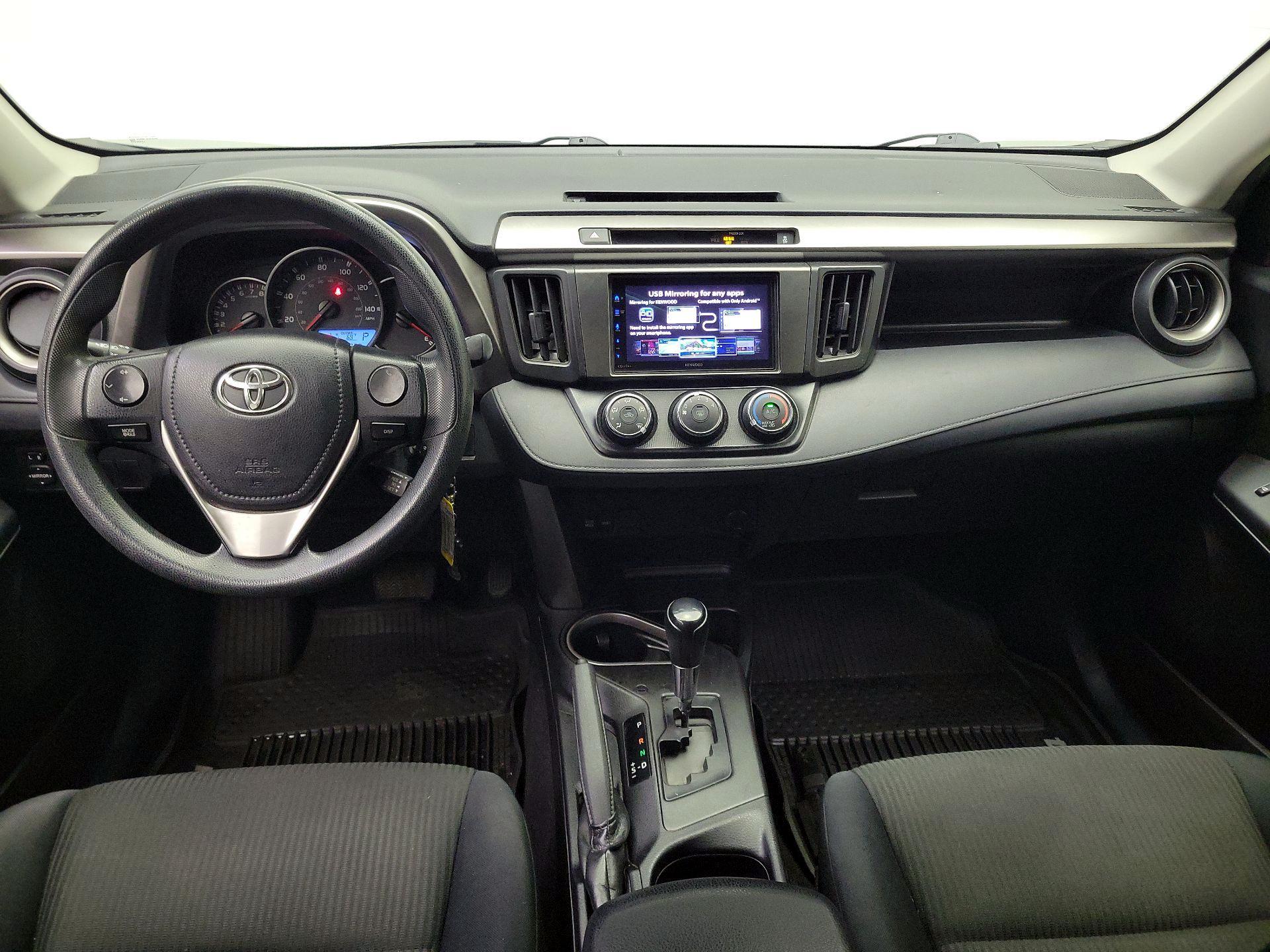 Thumbnail: 2016 Toyota RAV4 - 9