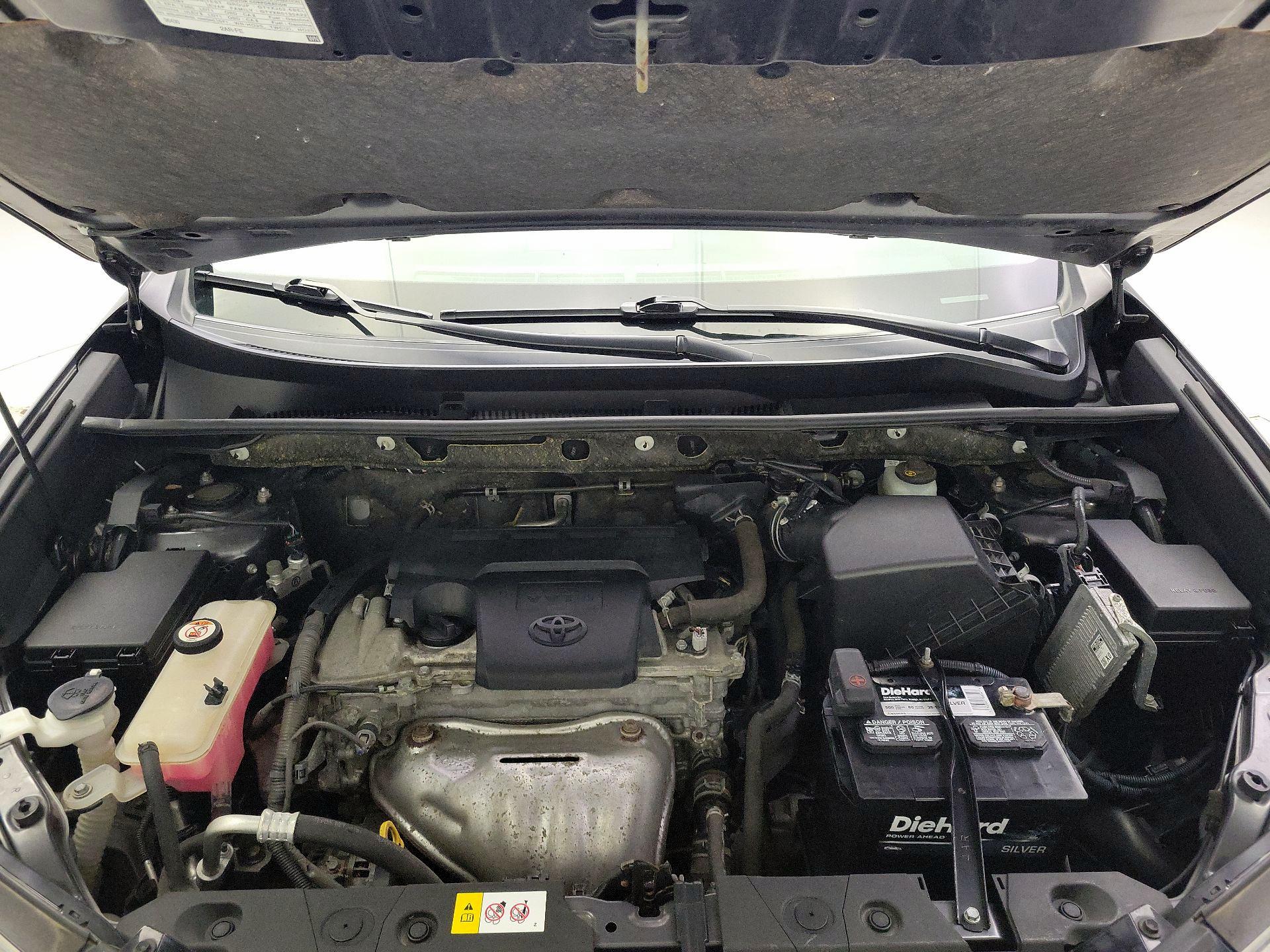 Thumbnail: 2016 Toyota RAV4 - 20