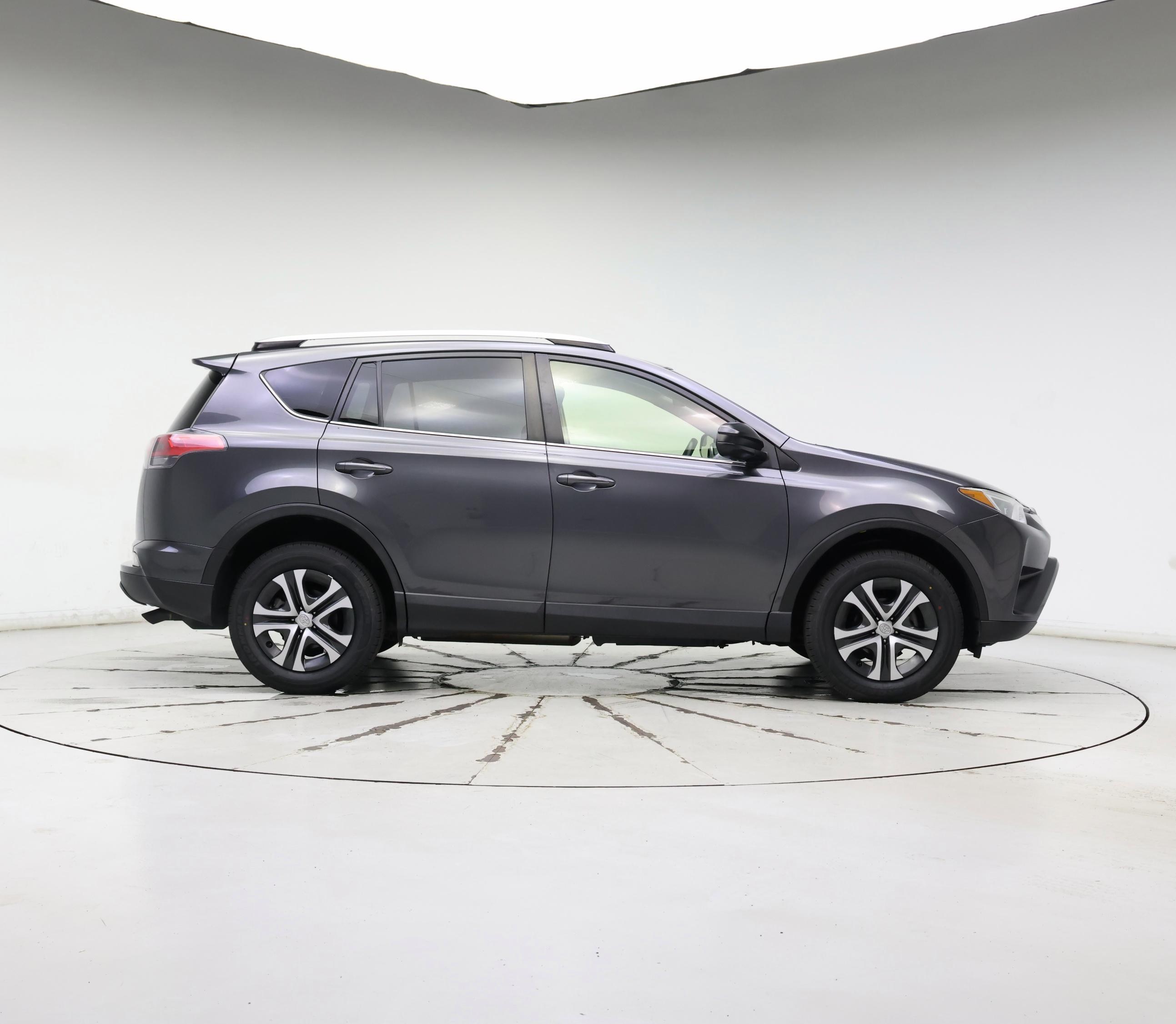 Thumbnail: 2016 Toyota RAV4 - 7
