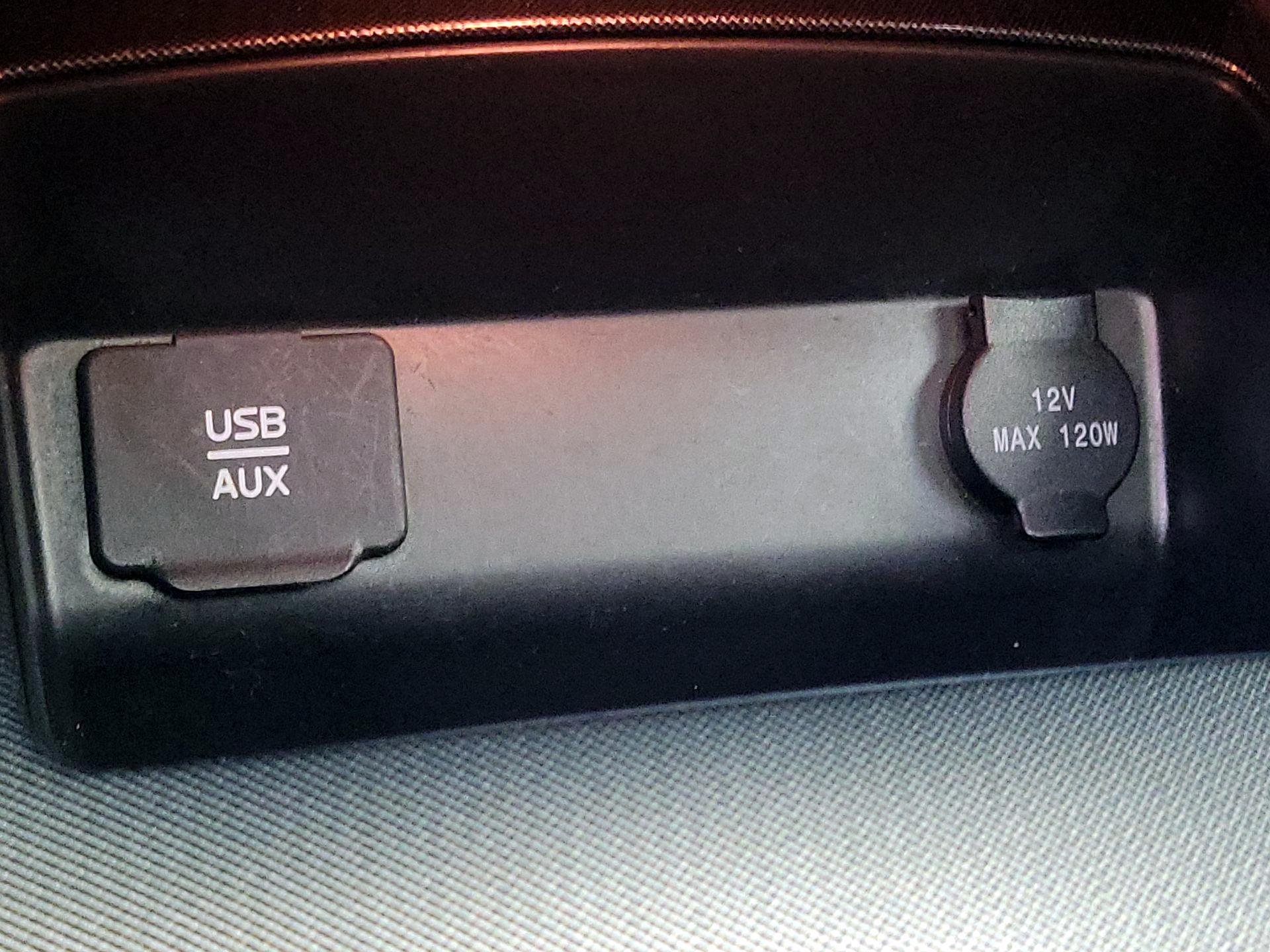 Thumbnail: 2015 Nissan Altima - 19