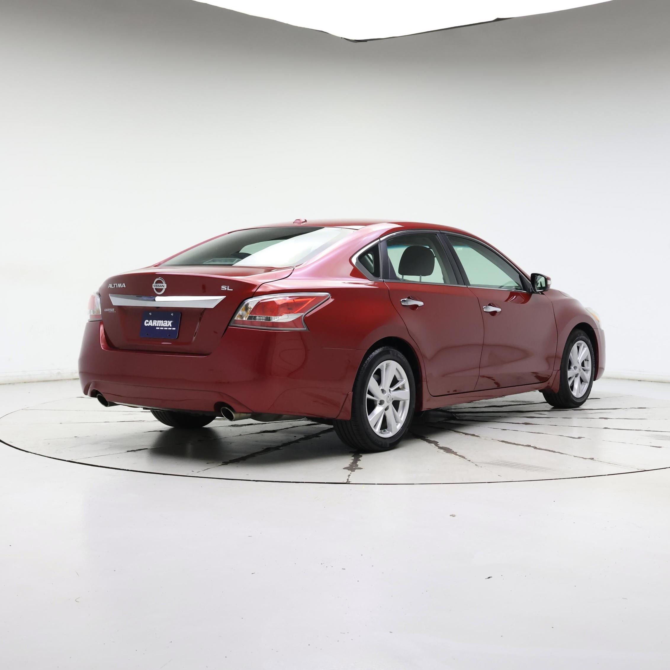 Thumbnail: 2015 Nissan Altima - 8