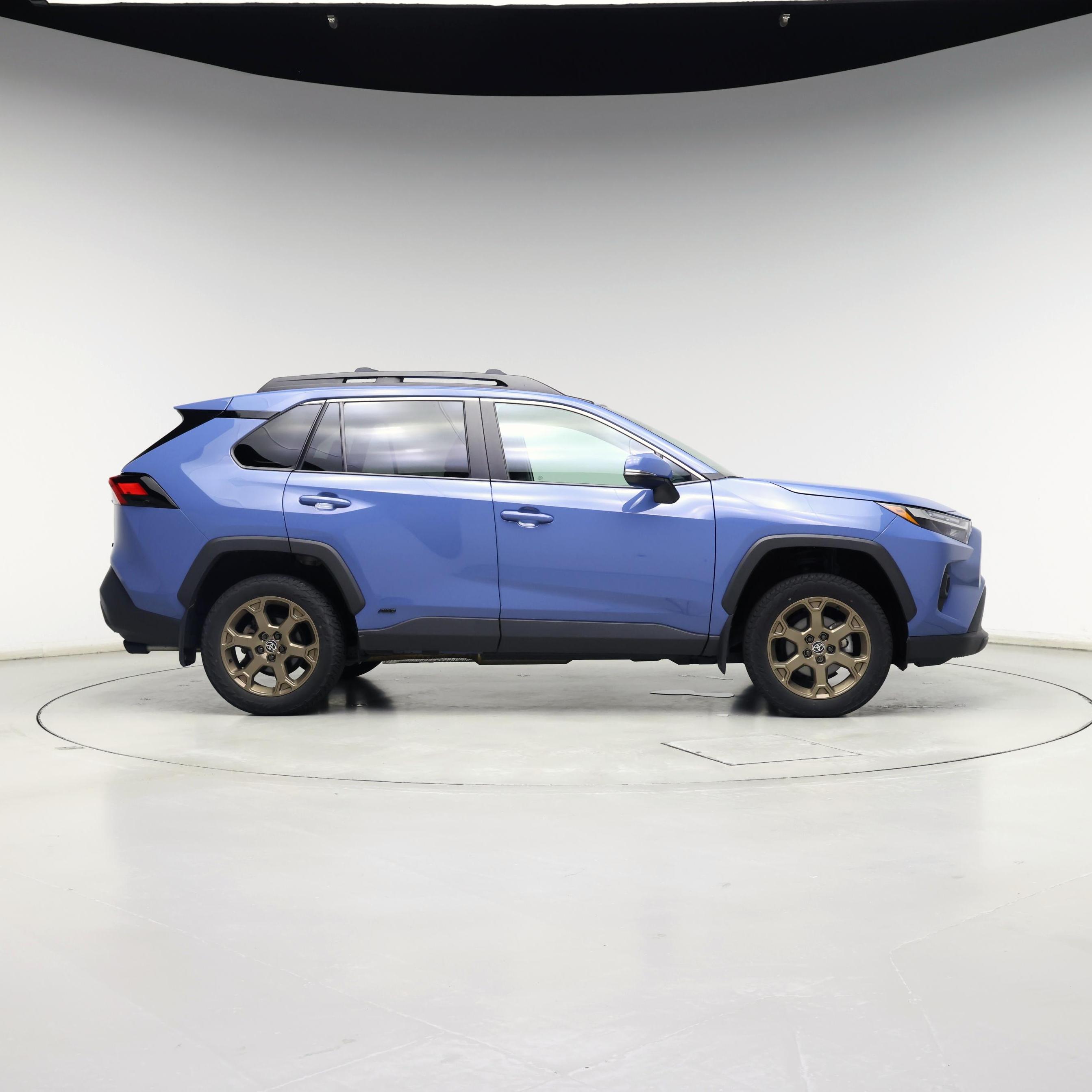 Thumbnail: 2023 Toyota RAV4 - 7