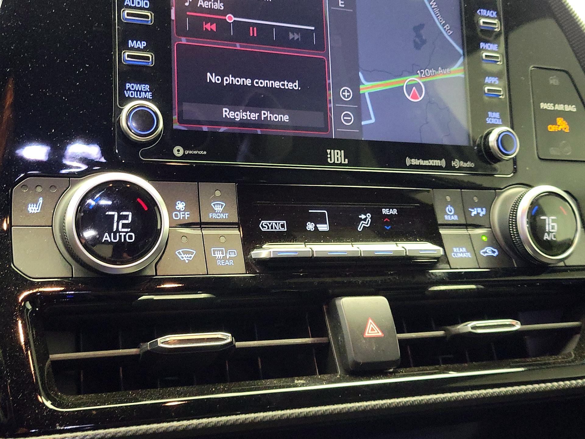 Thumbnail: 2021 Toyota Highlander - 17