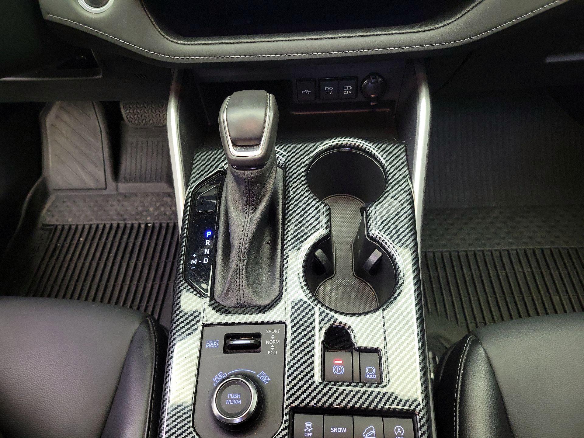 Thumbnail: 2021 Toyota Highlander - 18