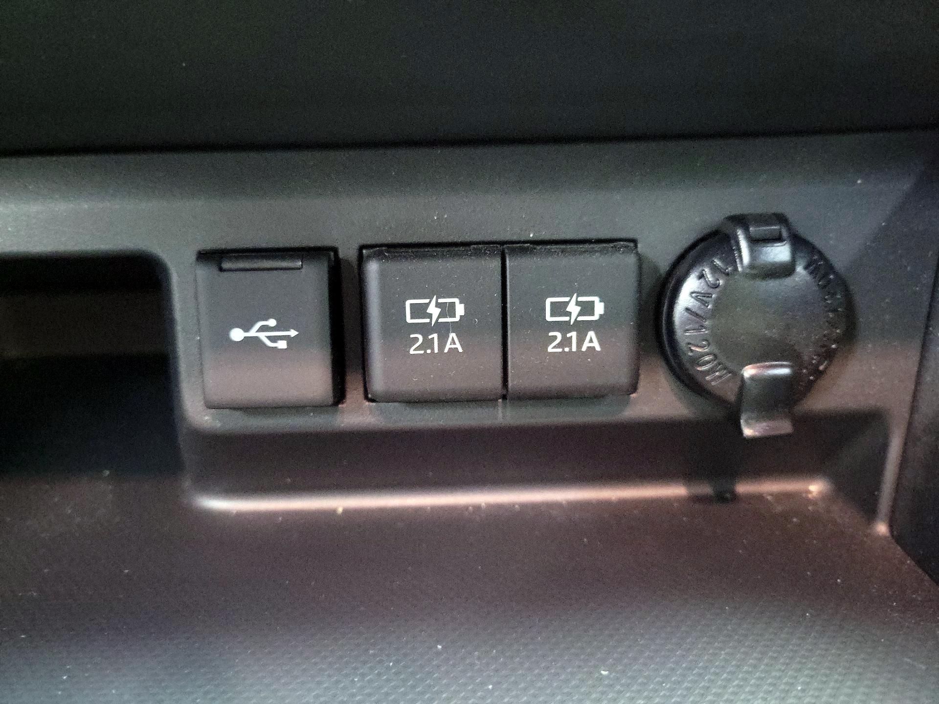 Thumbnail: 2021 Toyota Highlander - 19