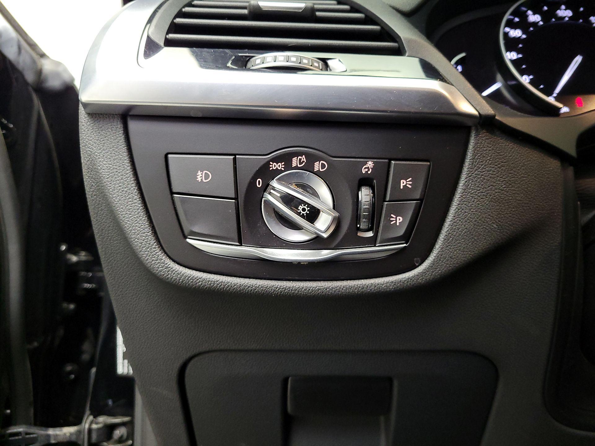 Thumbnail: 2020 BMW X3 - 13