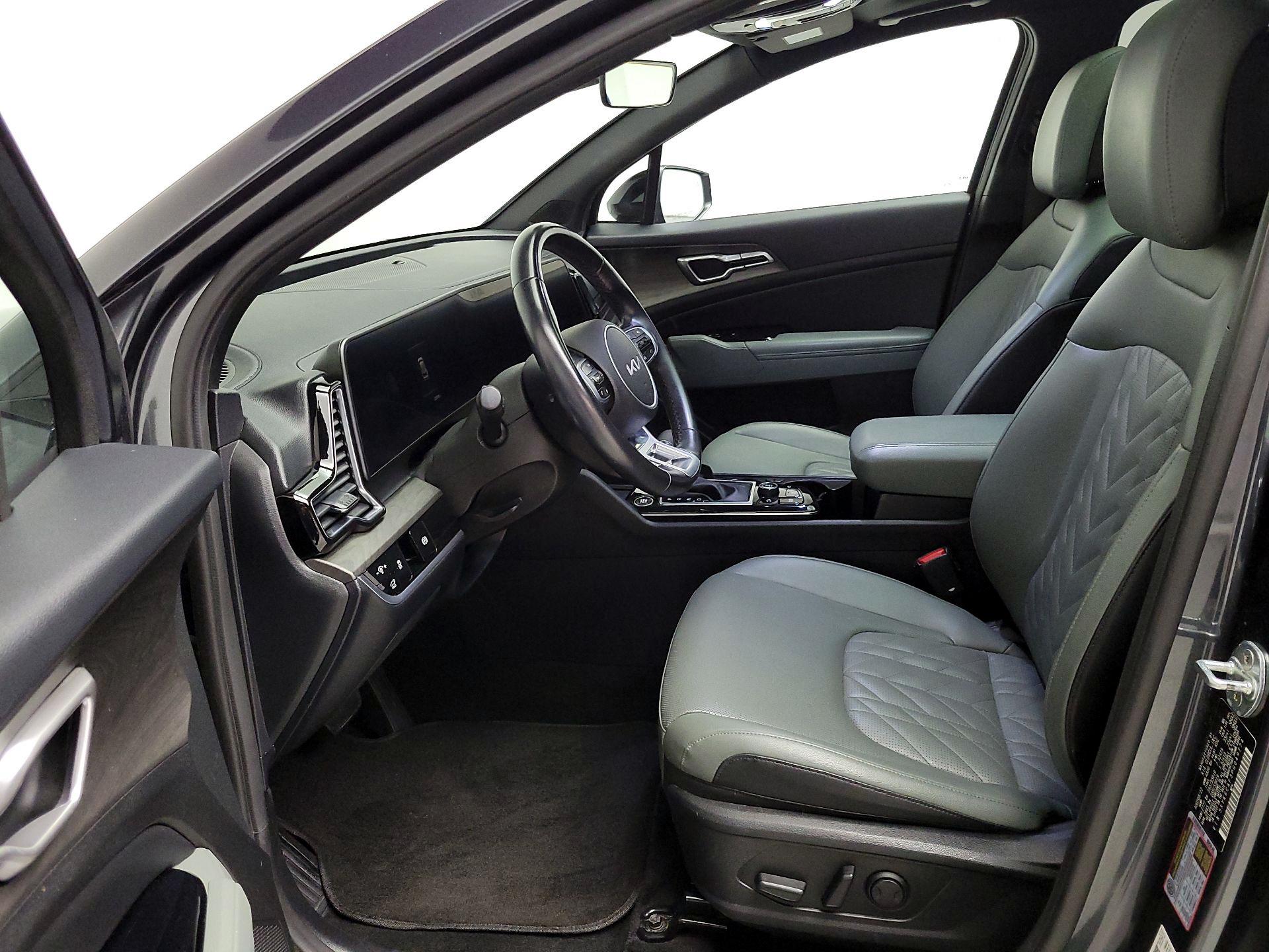Thumbnail: 2023 Kia Sportage - 11