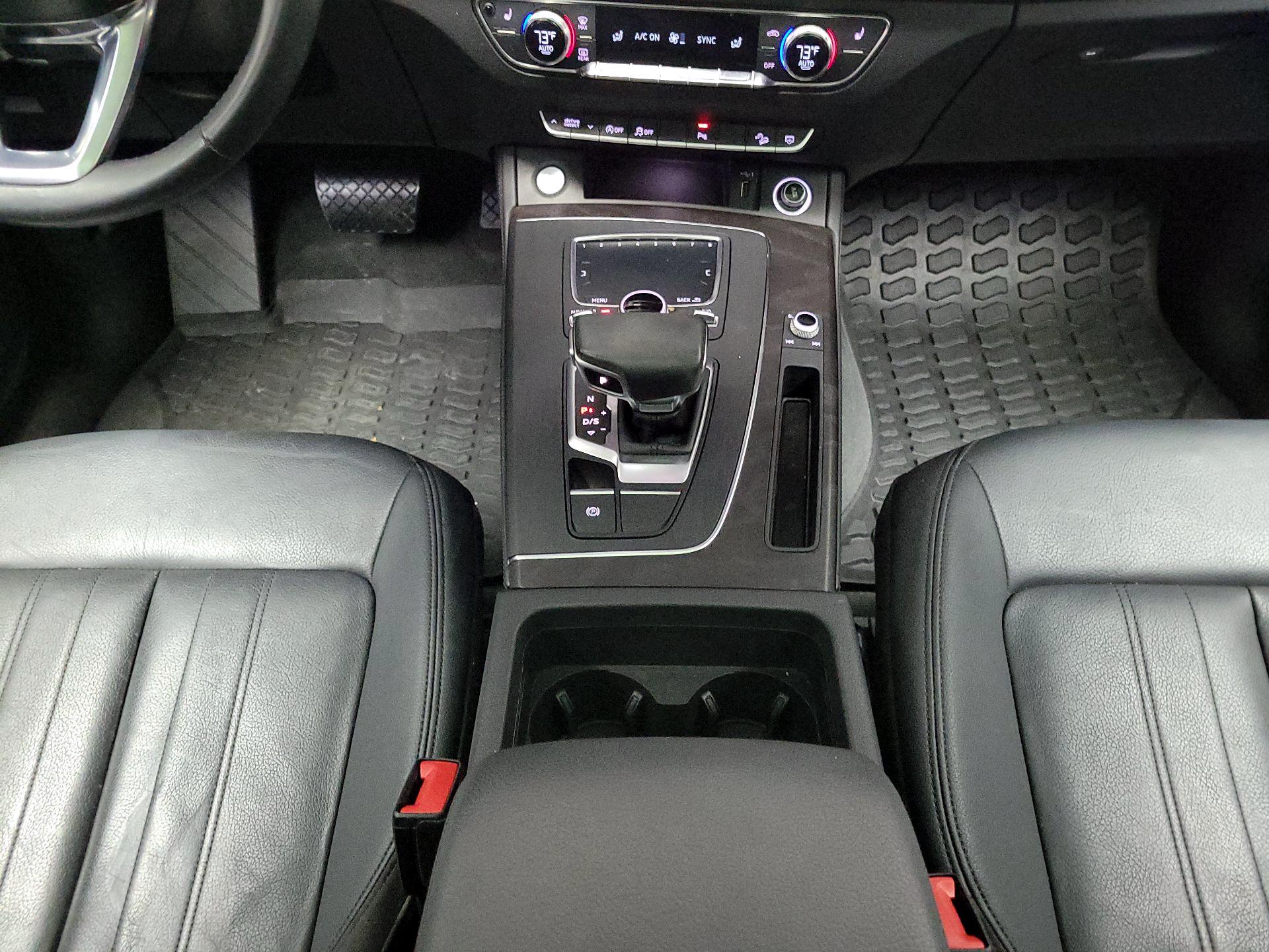 Thumbnail: 2020 Audi Q5 - 18