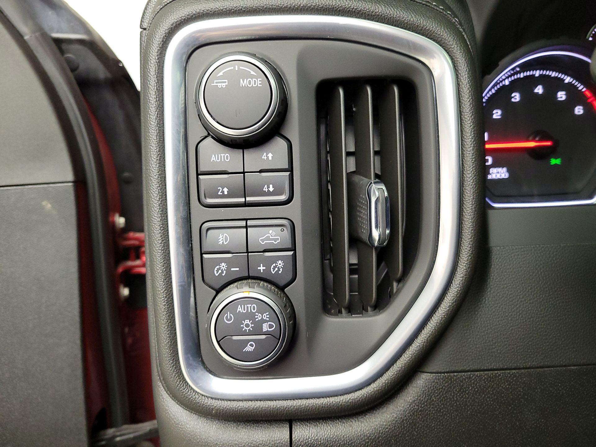 Thumbnail: 2023 Chevrolet Silverado 2500 - 13