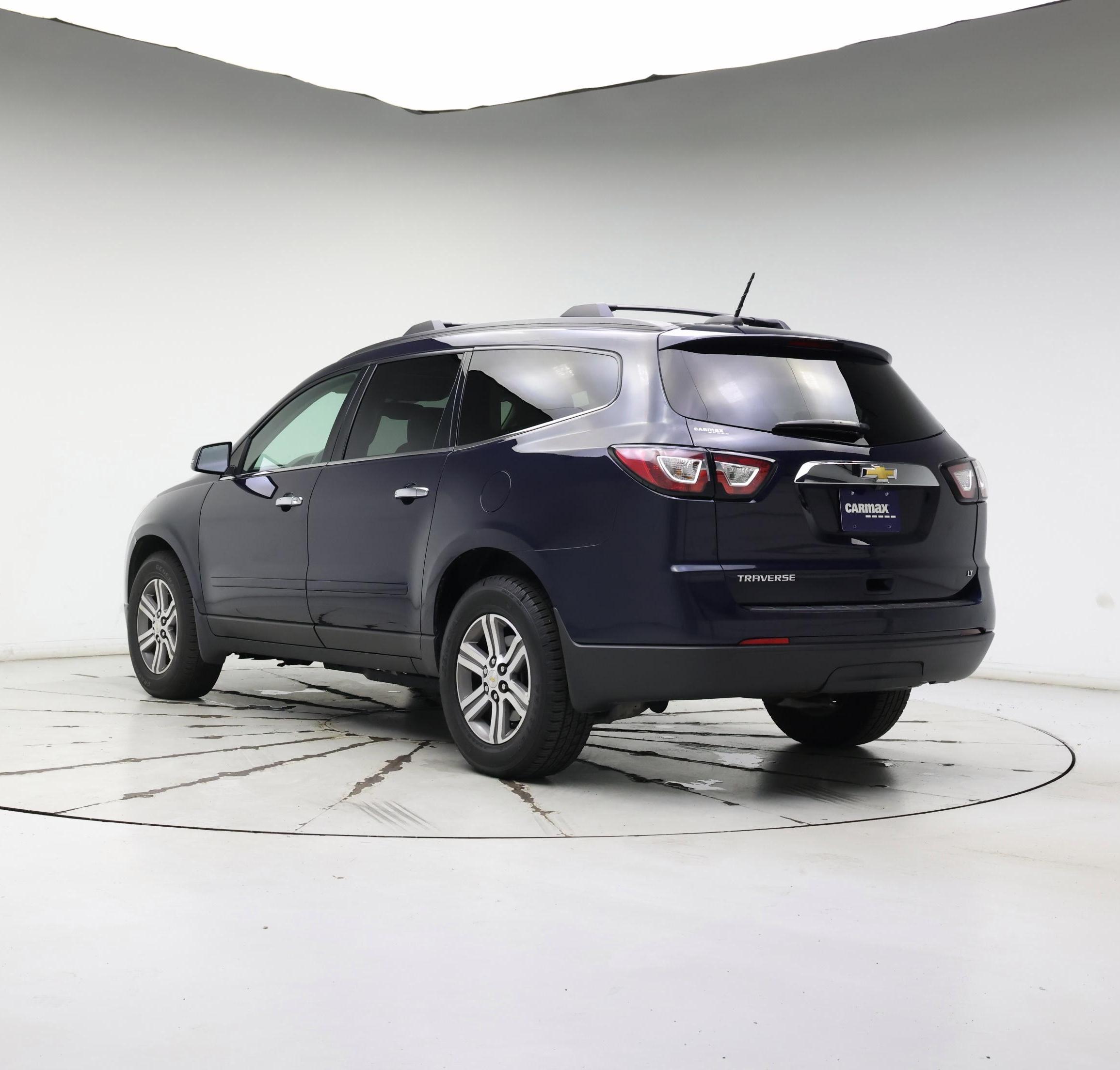 Thumbnail: 2017 Chevrolet Traverse - 2