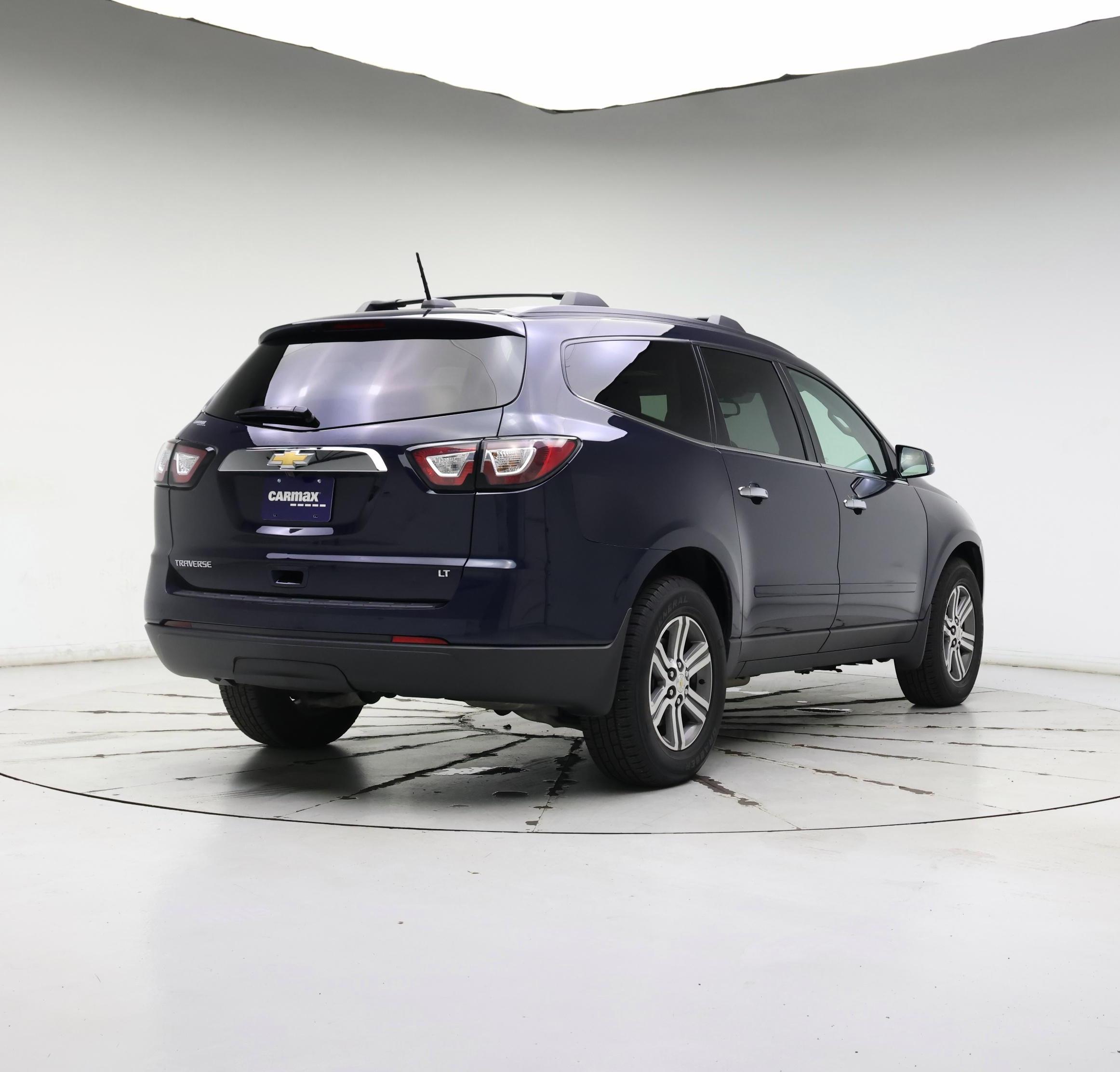 Thumbnail: 2017 Chevrolet Traverse - 8