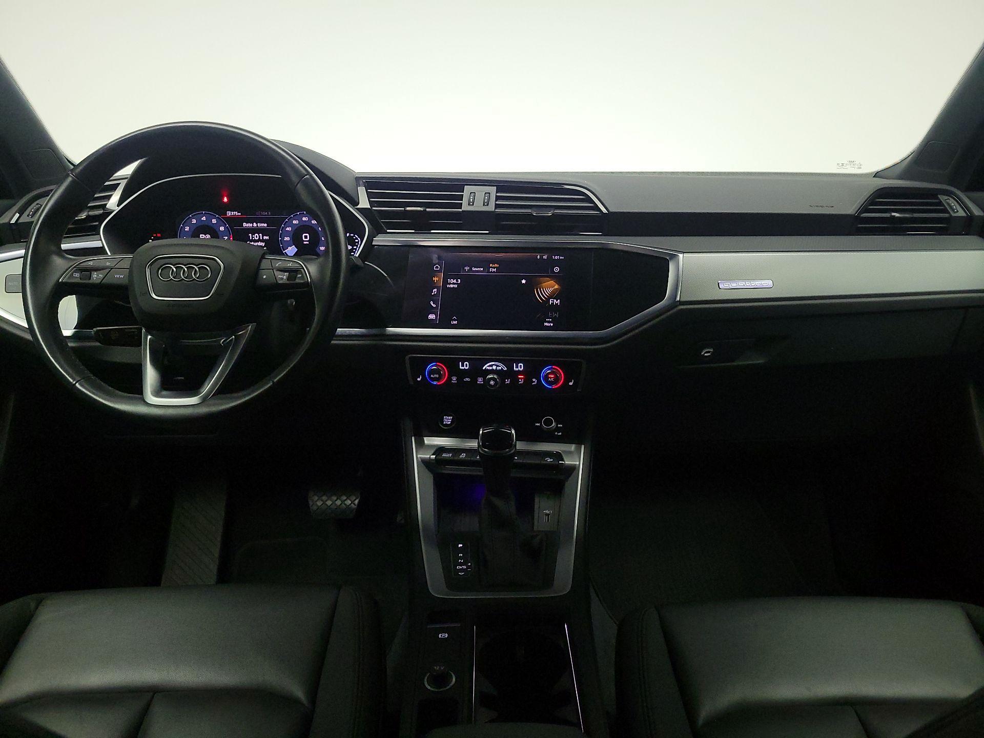 Thumbnail: 2021 Audi Q3 - 9