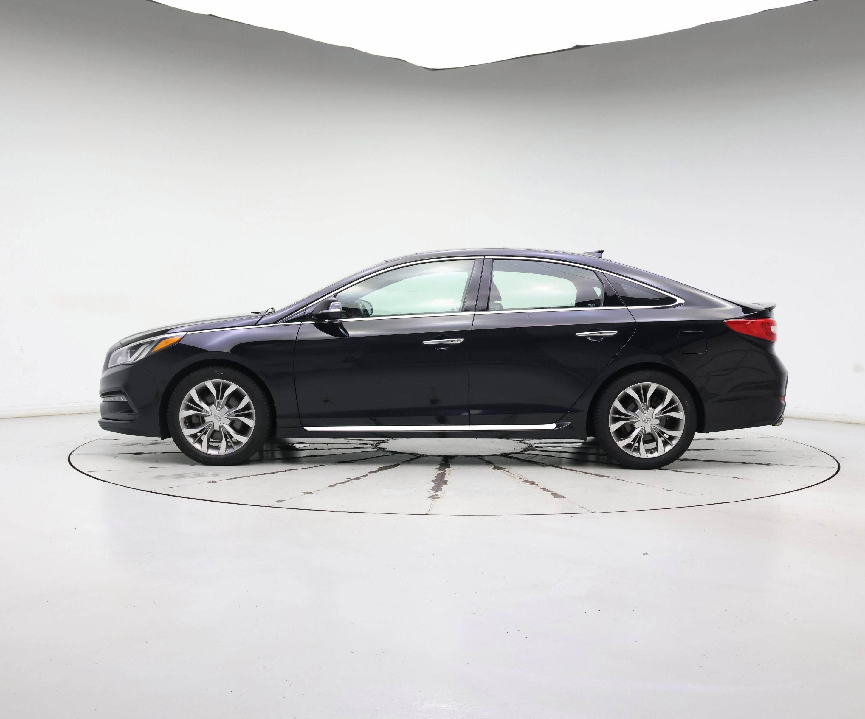 Thumbnail: 2015 Hyundai Sonata - 3