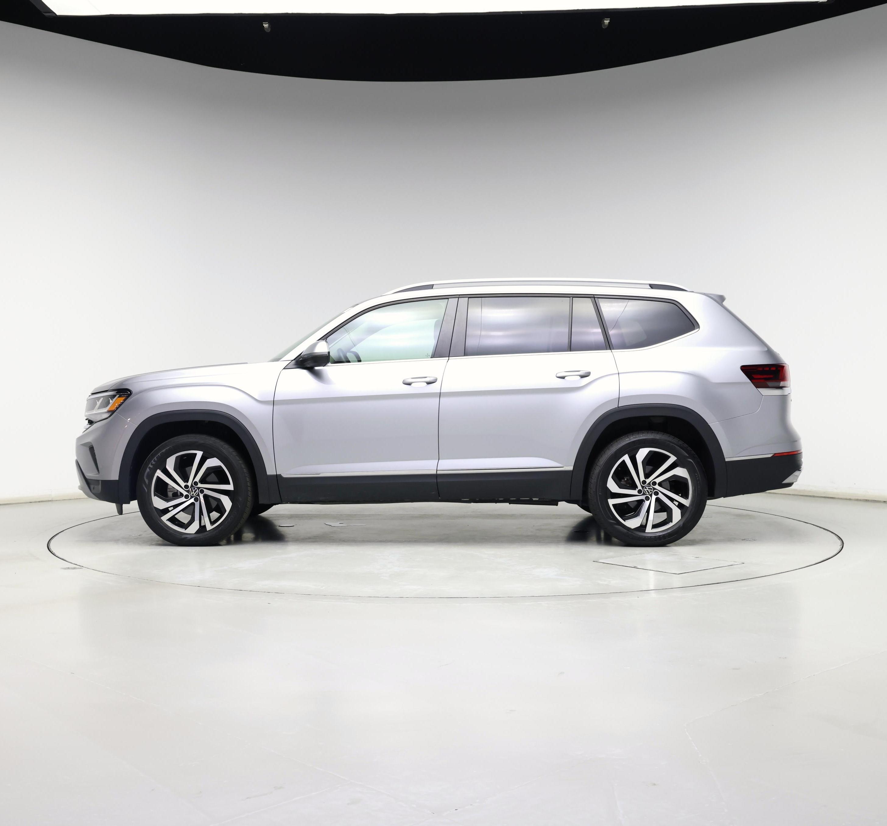 Thumbnail: 2022 Volkswagen Atlas - 3