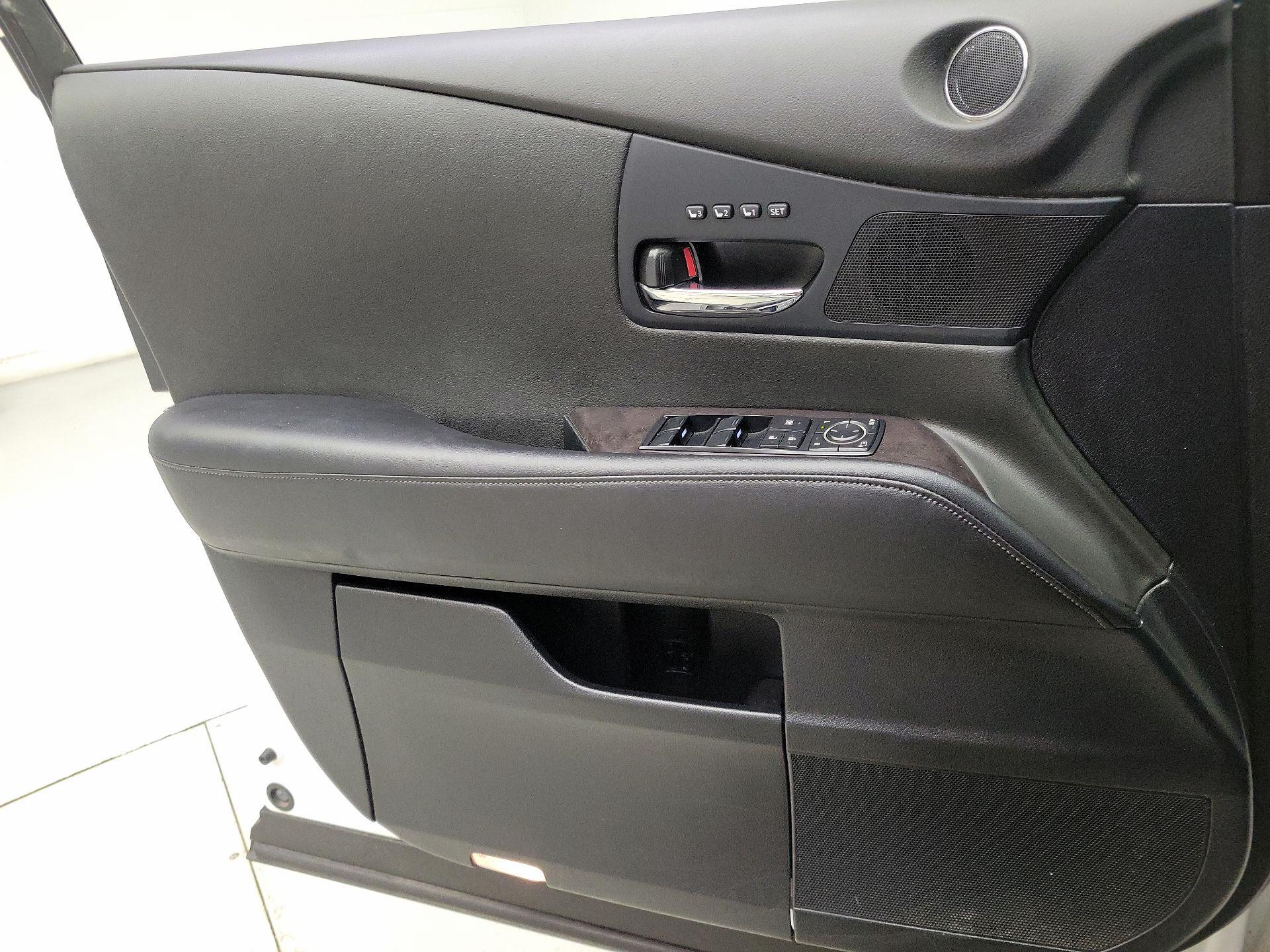 Thumbnail: 2015 Lexus RX - 12