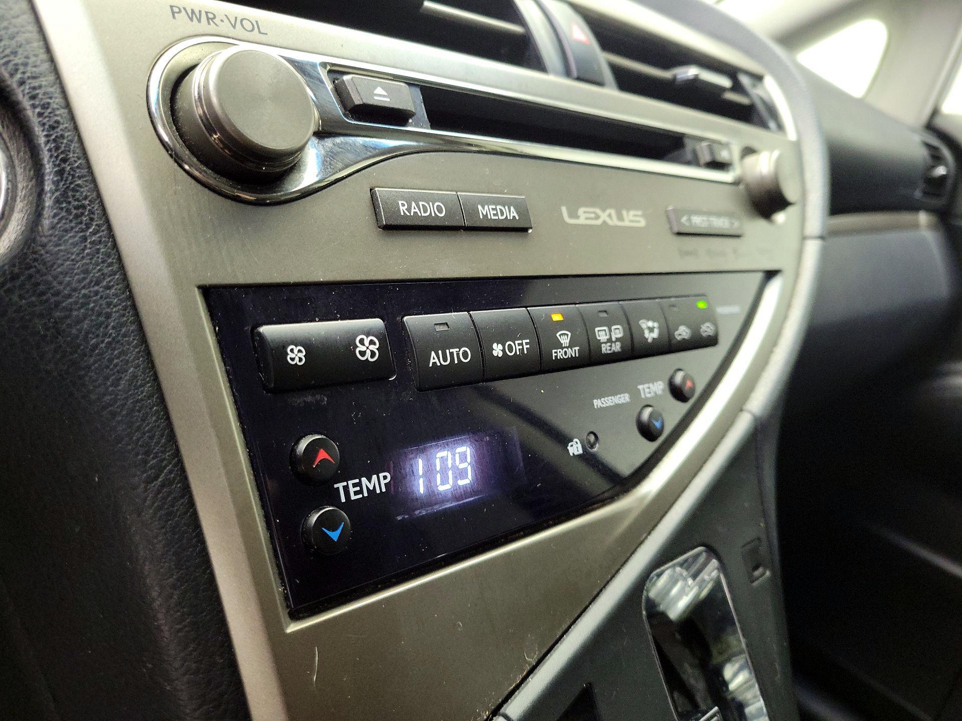 Thumbnail: 2015 Lexus RX - 17