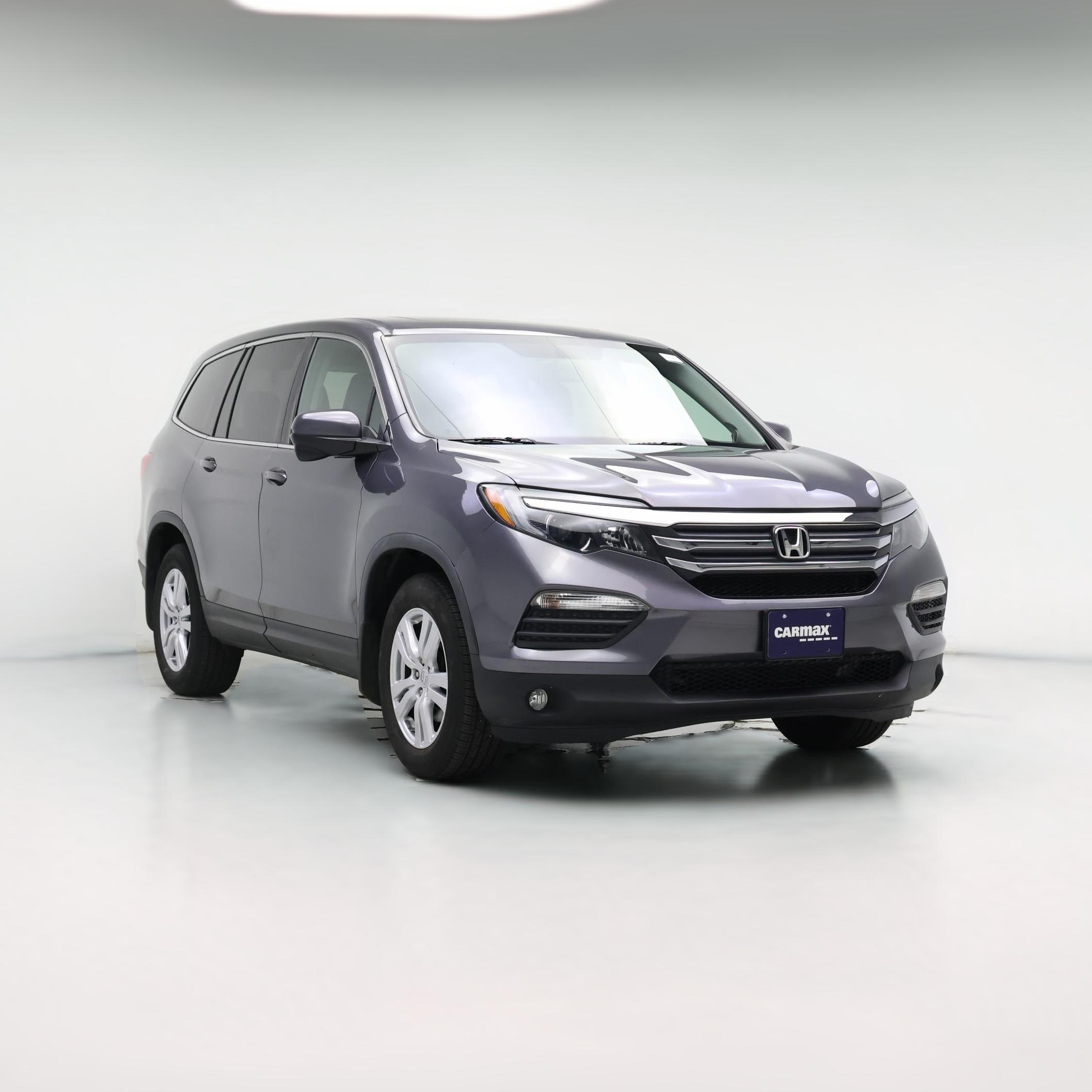 Thumbnail: 2017 Honda Pilot - 1