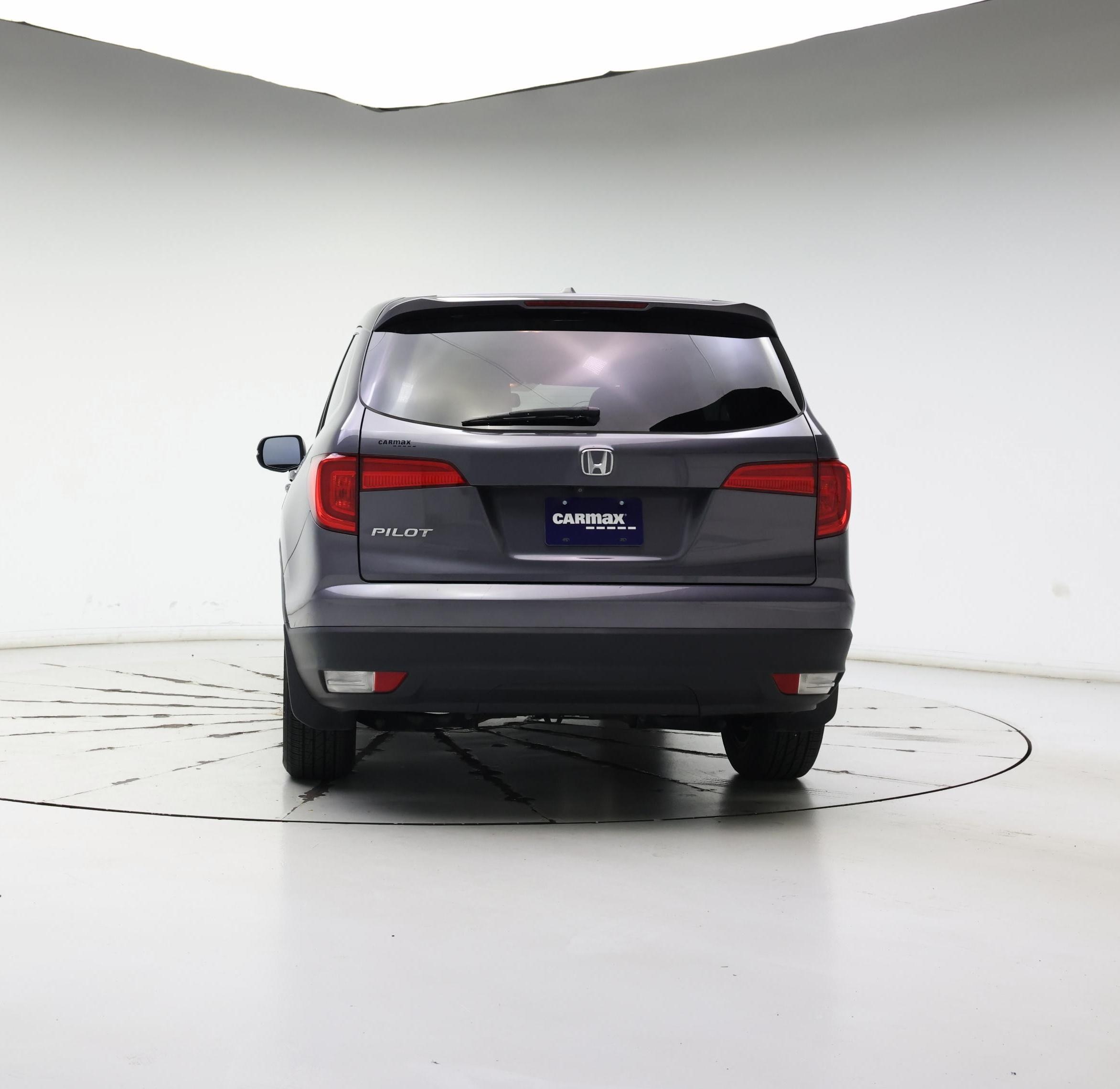 Thumbnail: 2017 Honda Pilot - 6