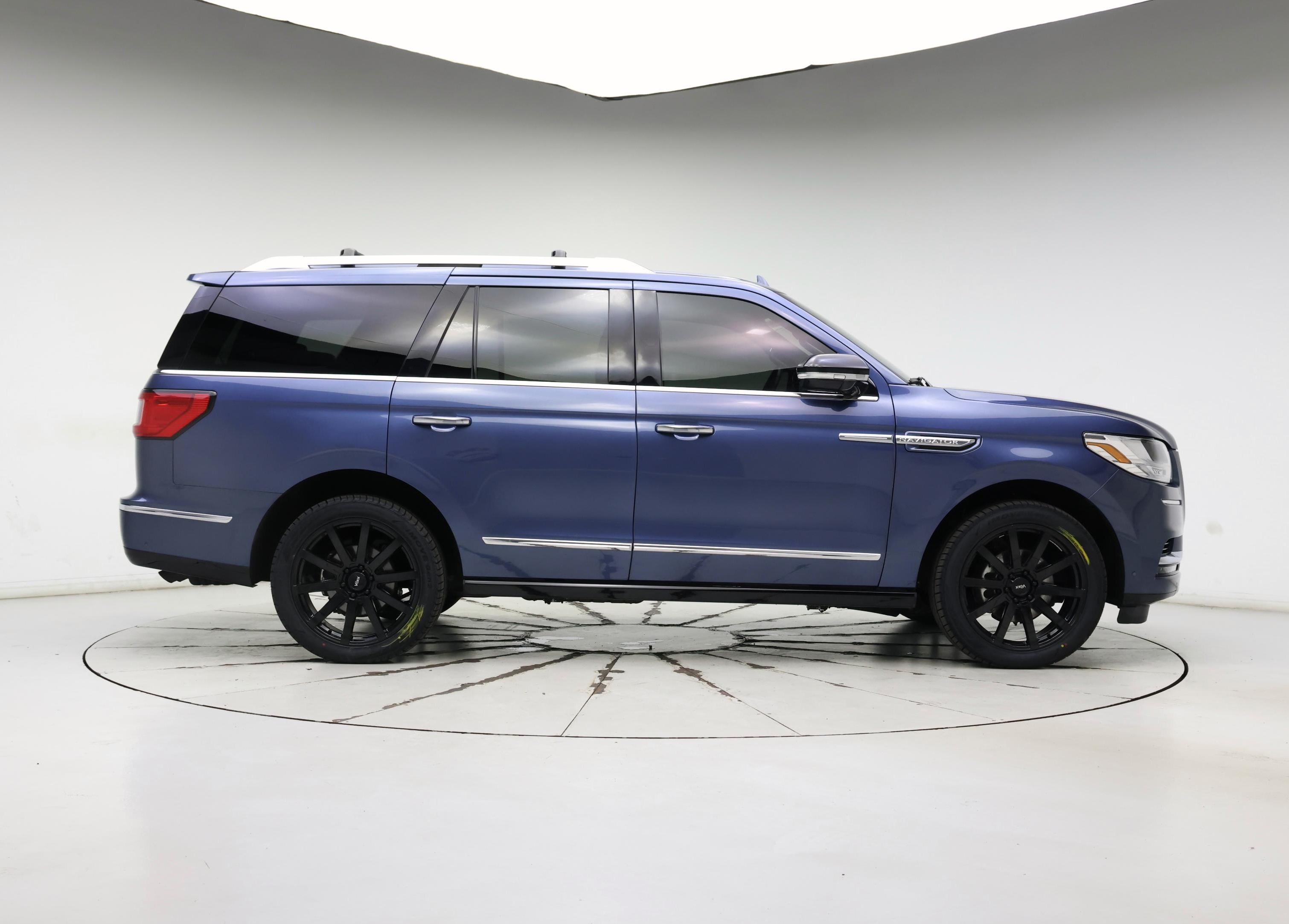 Thumbnail: 2019 Lincoln Navigator - 7