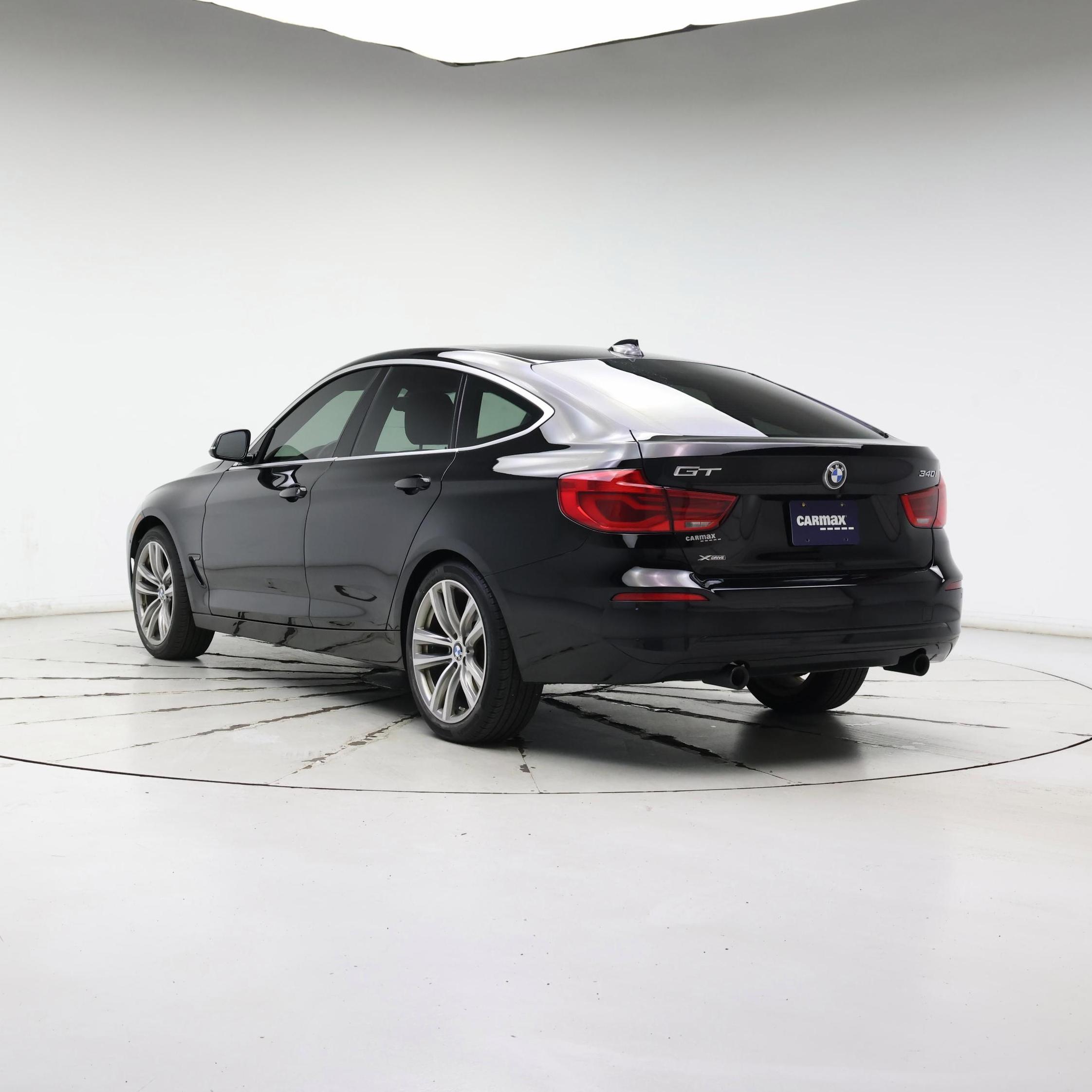 Thumbnail: 2017 BMW 3 Series - 2