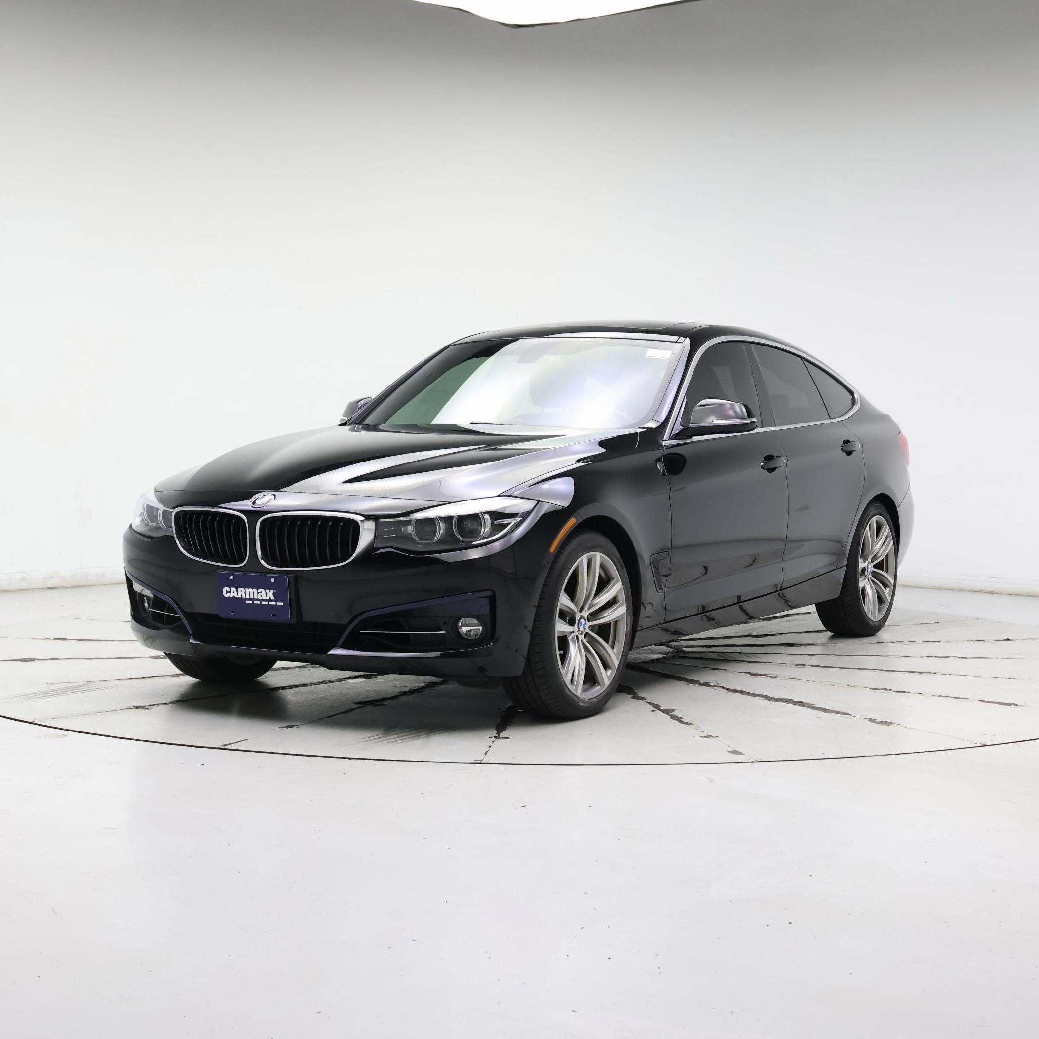 Thumbnail: 2017 BMW 3 Series - 4