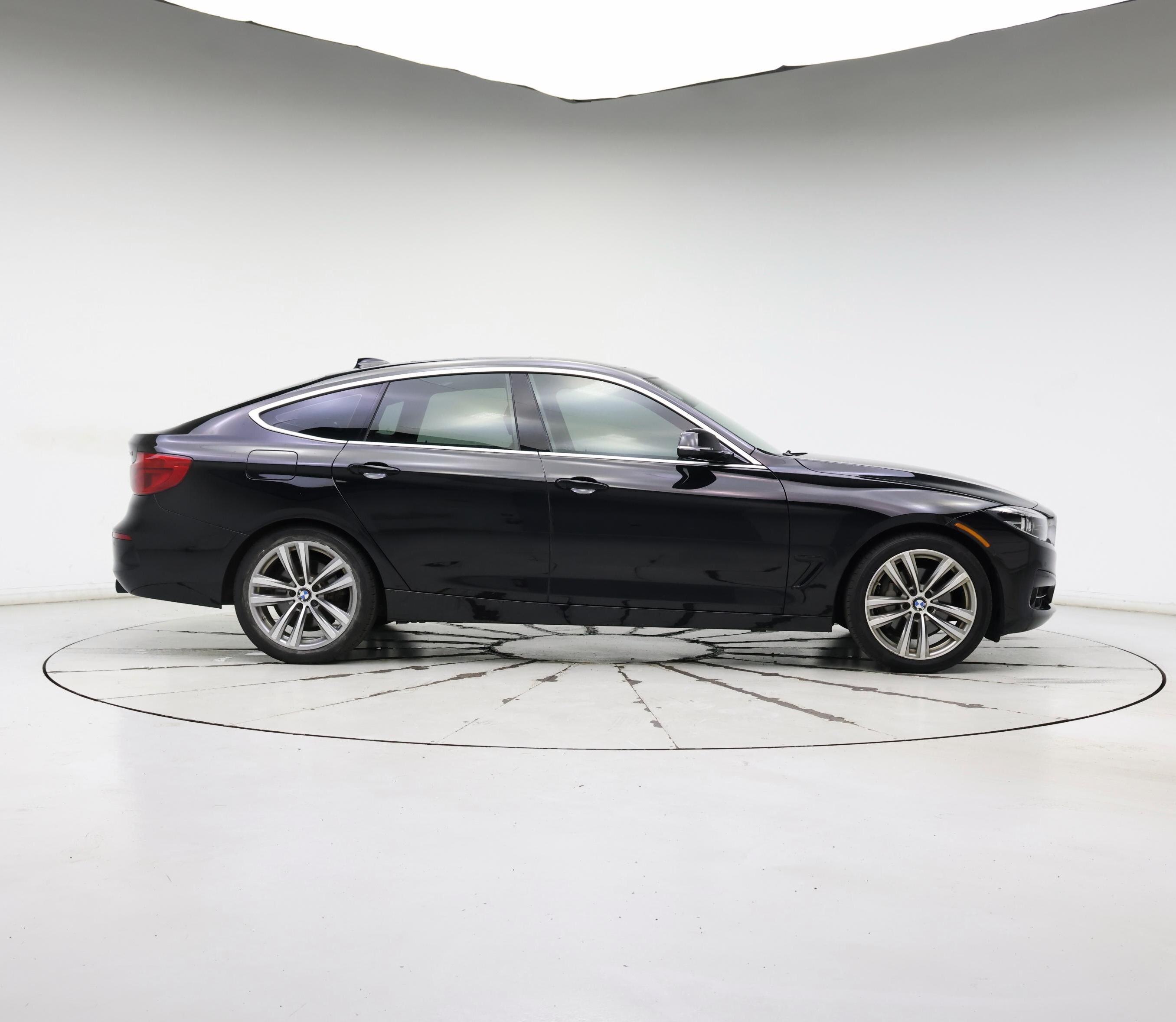 Thumbnail: 2017 BMW 3 Series - 7