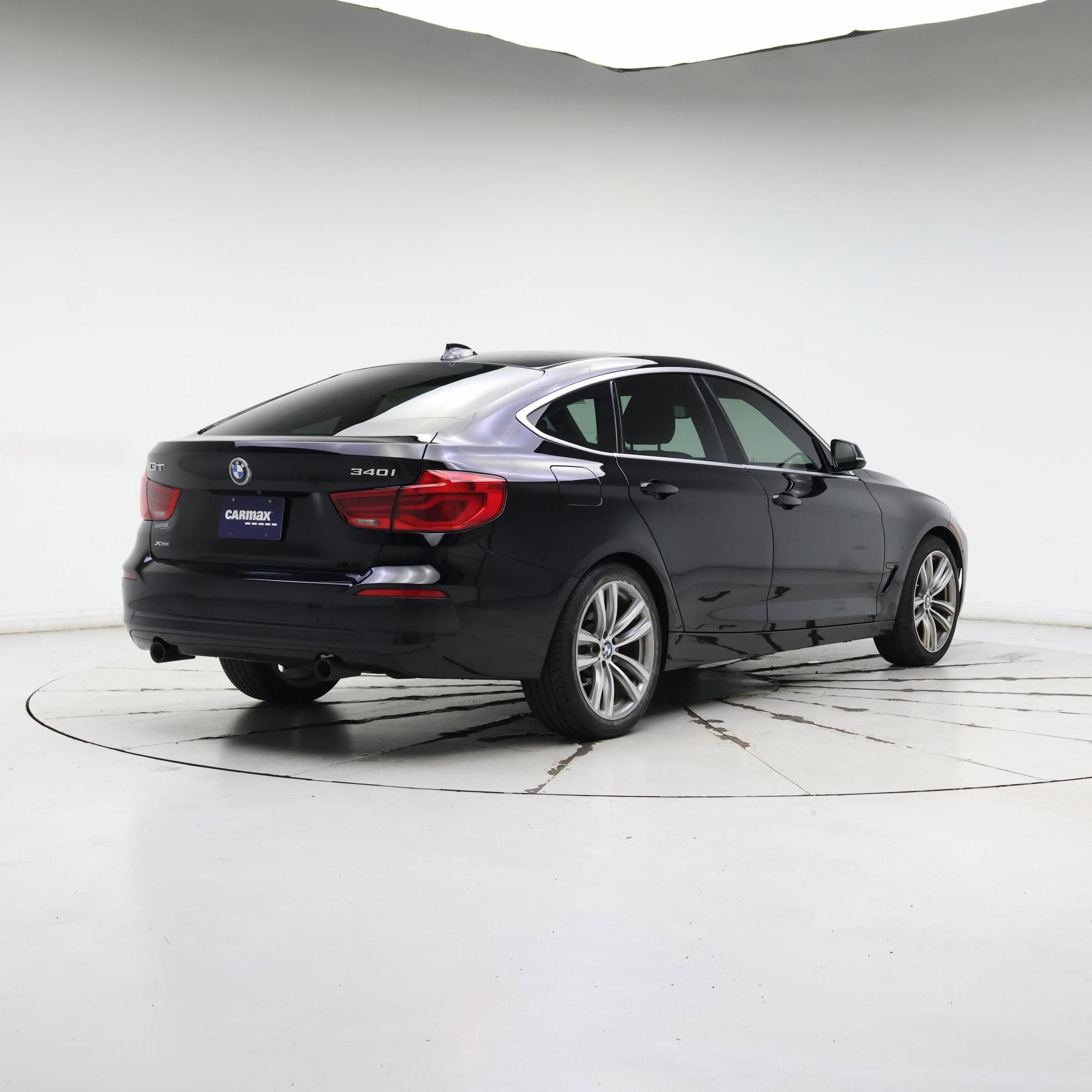 Thumbnail: 2017 BMW 3 Series - 8