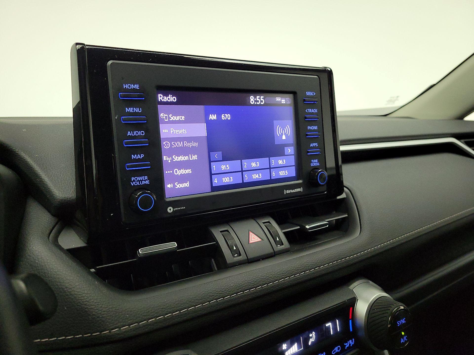 Thumbnail: 2022 Toyota RAV4 - 15