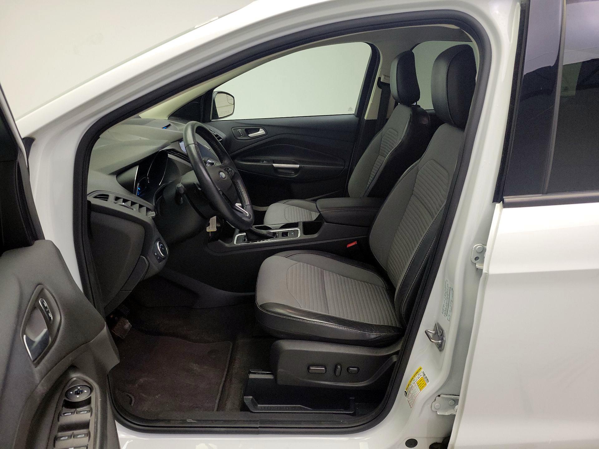 Thumbnail: 2018 Ford Escape - 11