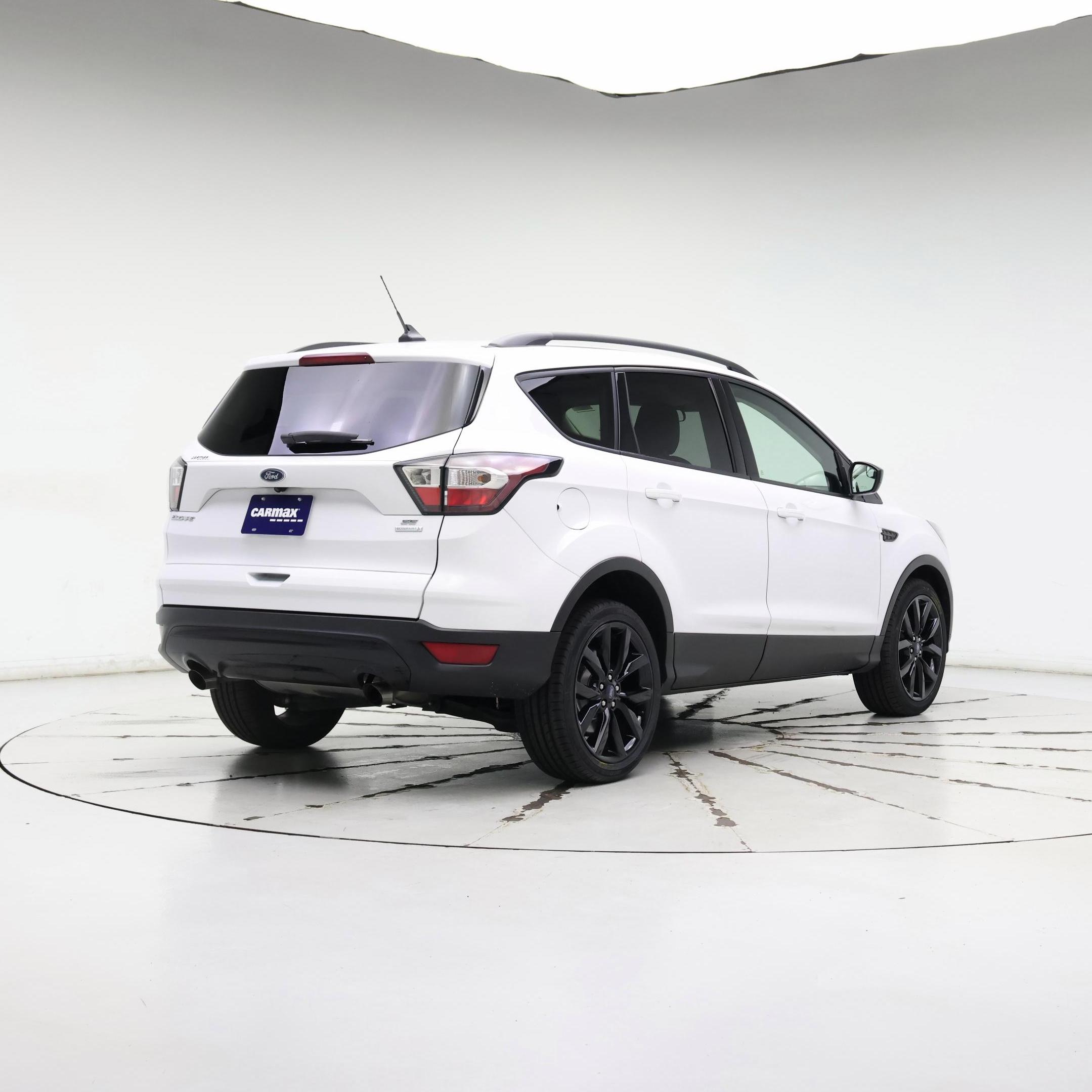Thumbnail: 2018 Ford Escape - 8