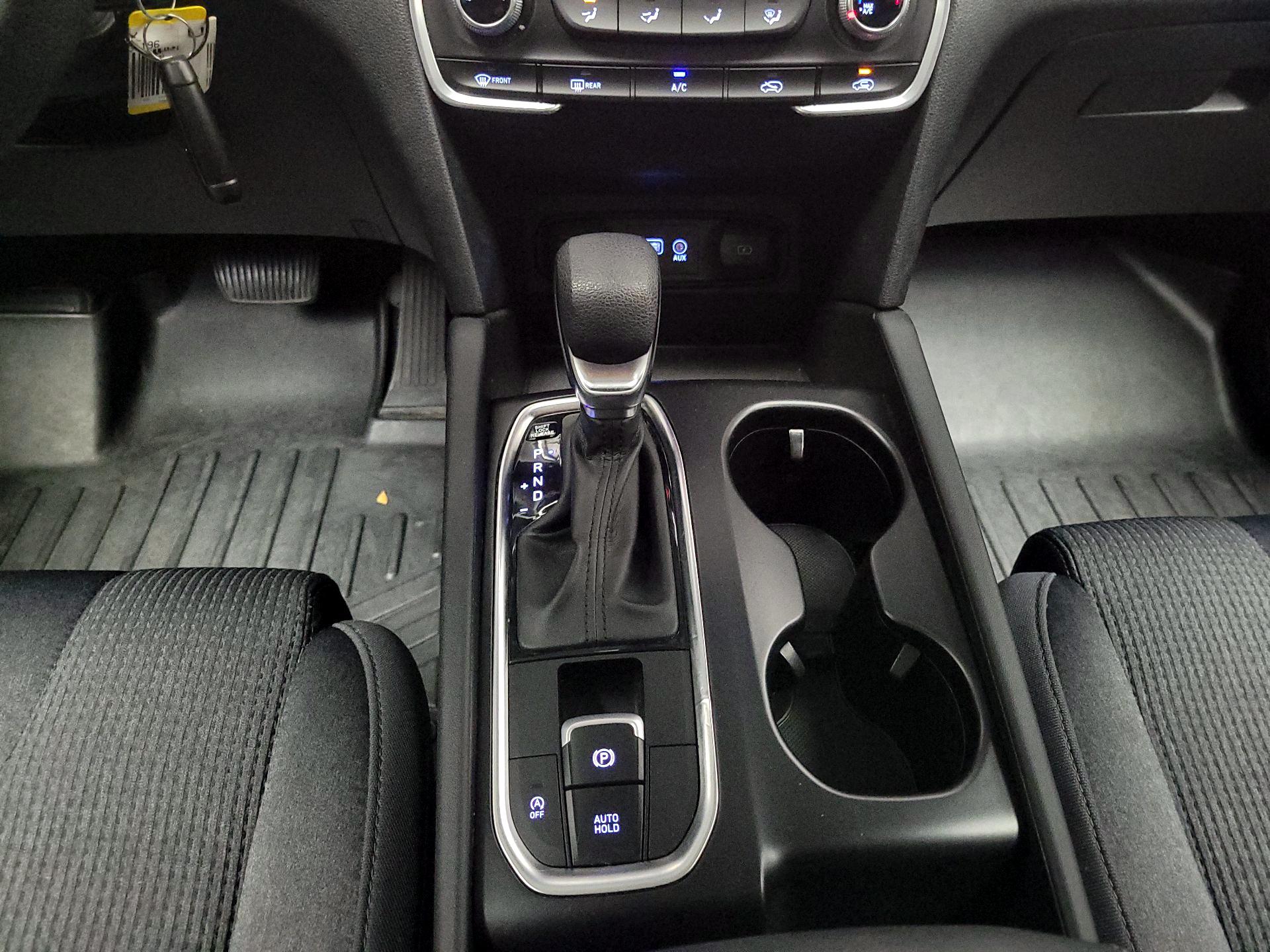 Thumbnail: 2020 Hyundai Santa Fe - 17