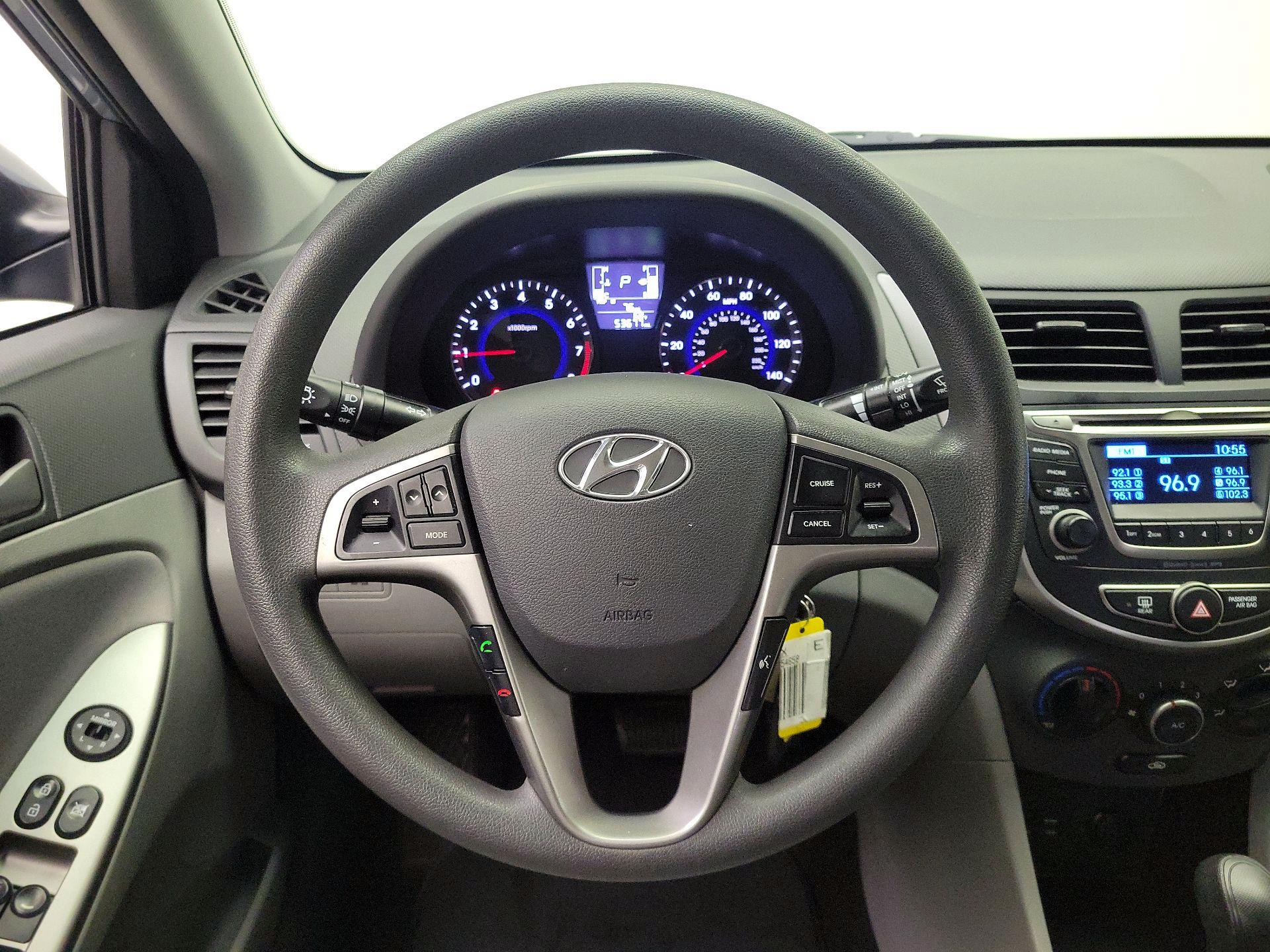 Thumbnail: 2017 Hyundai Accent - 10