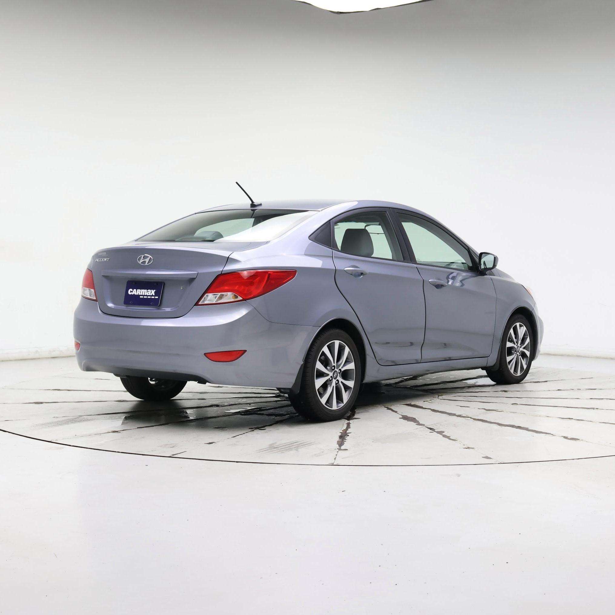 Thumbnail: 2017 Hyundai Accent - 8