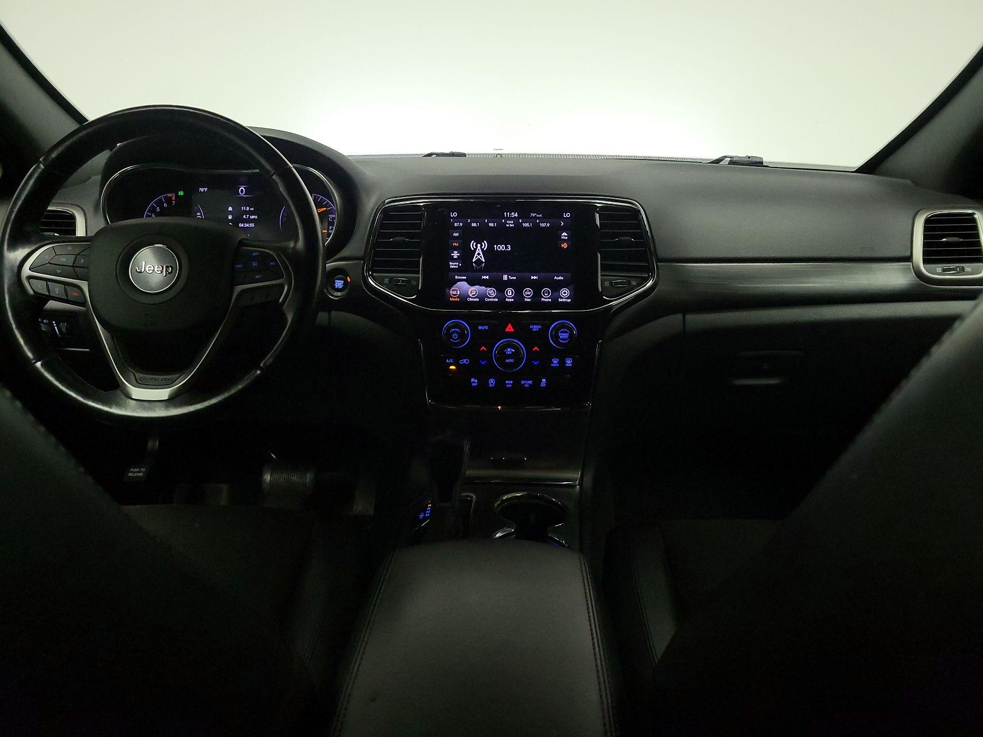 Thumbnail: 2020 Jeep Grand Cherokee - 9