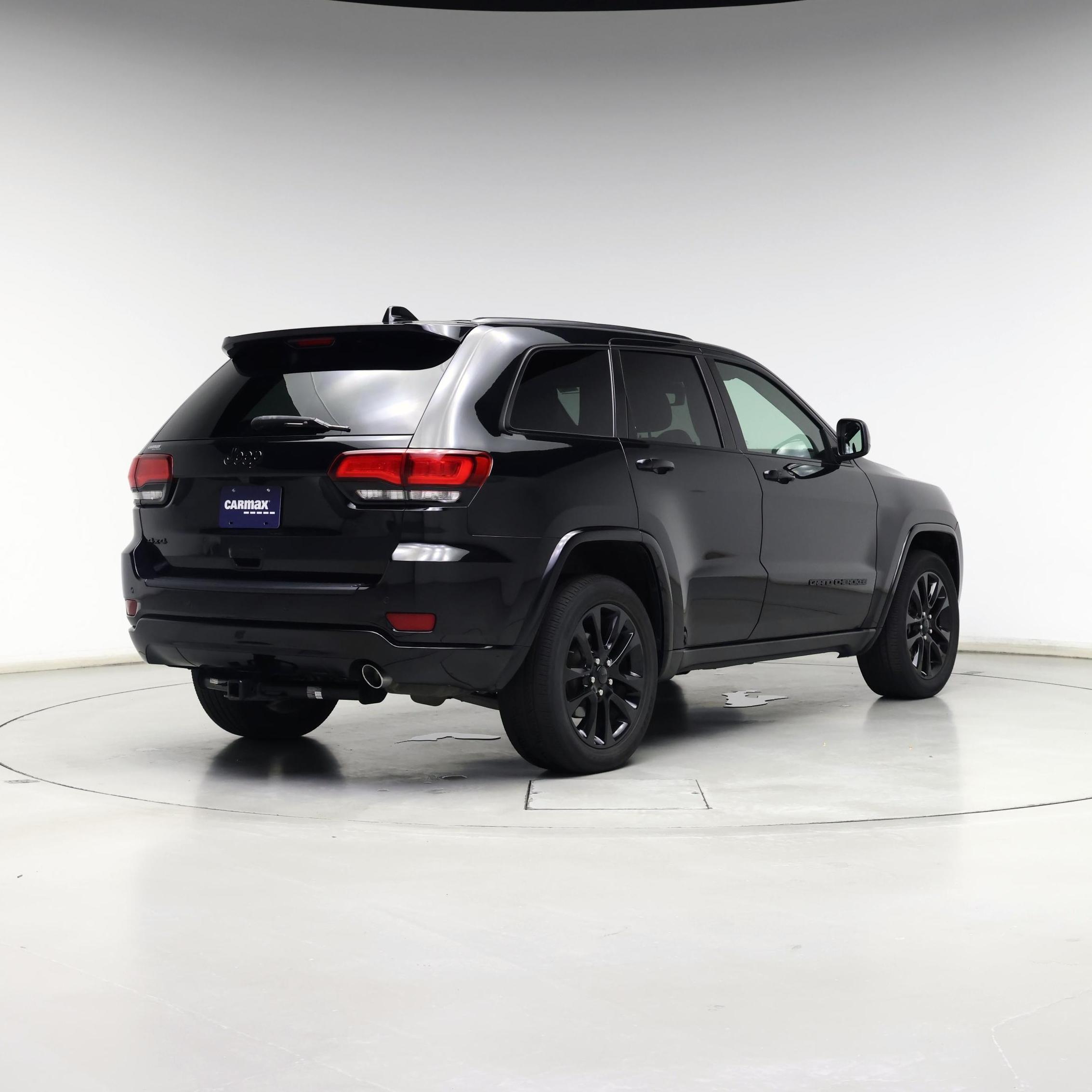 Thumbnail: 2020 Jeep Grand Cherokee - 8
