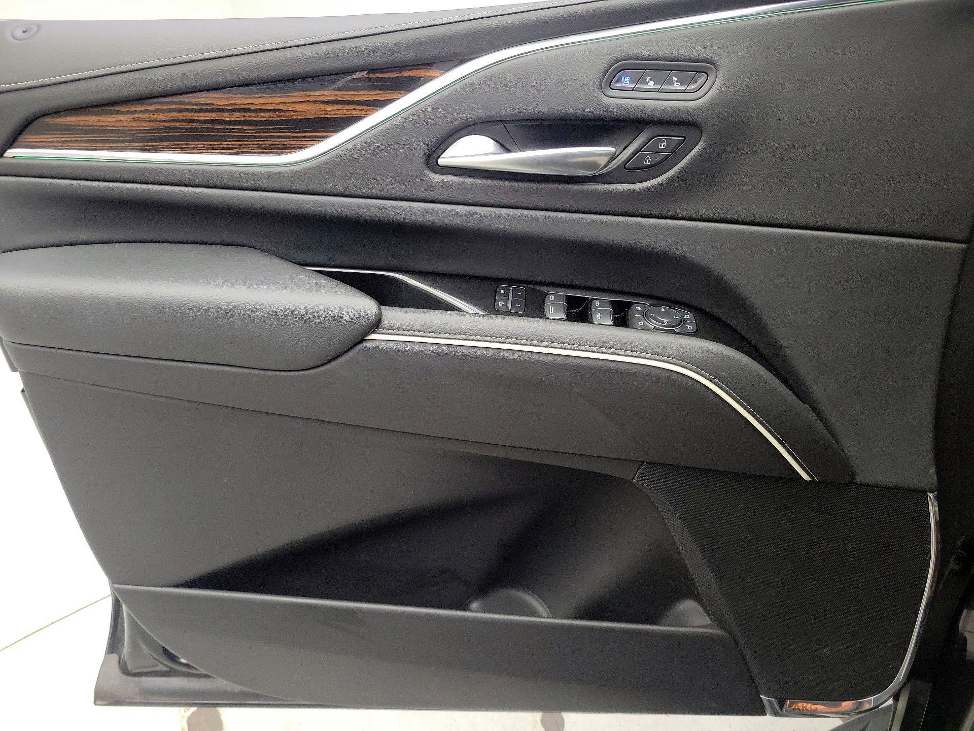 Thumbnail: 2023 Cadillac Escalade - 12