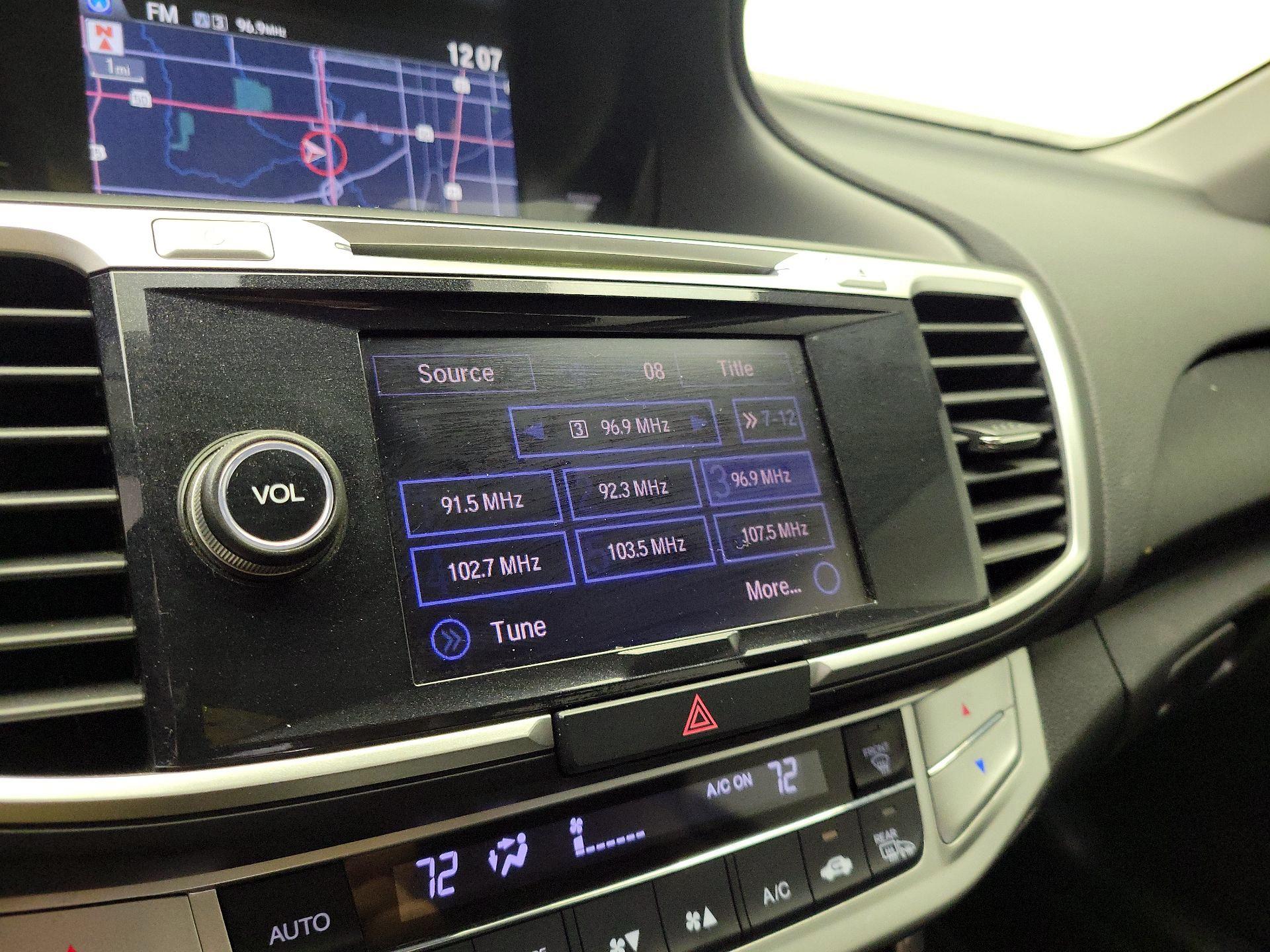 Thumbnail: 2015 Honda Accord - 15
