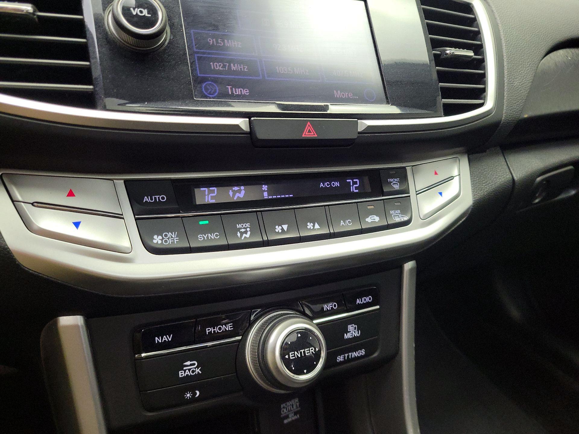 Thumbnail: 2015 Honda Accord - 16