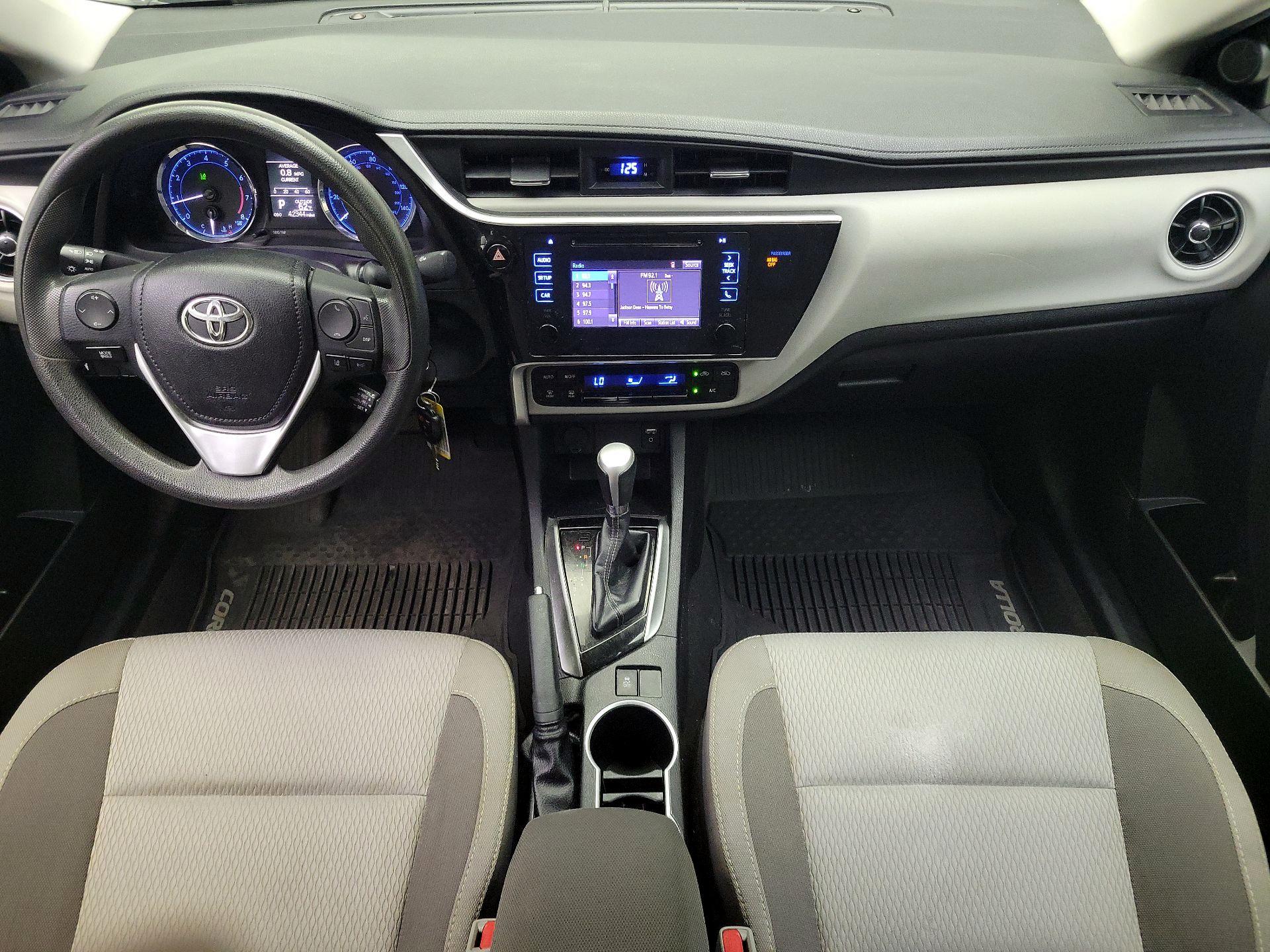 Thumbnail: 2018 Toyota Corolla - 9