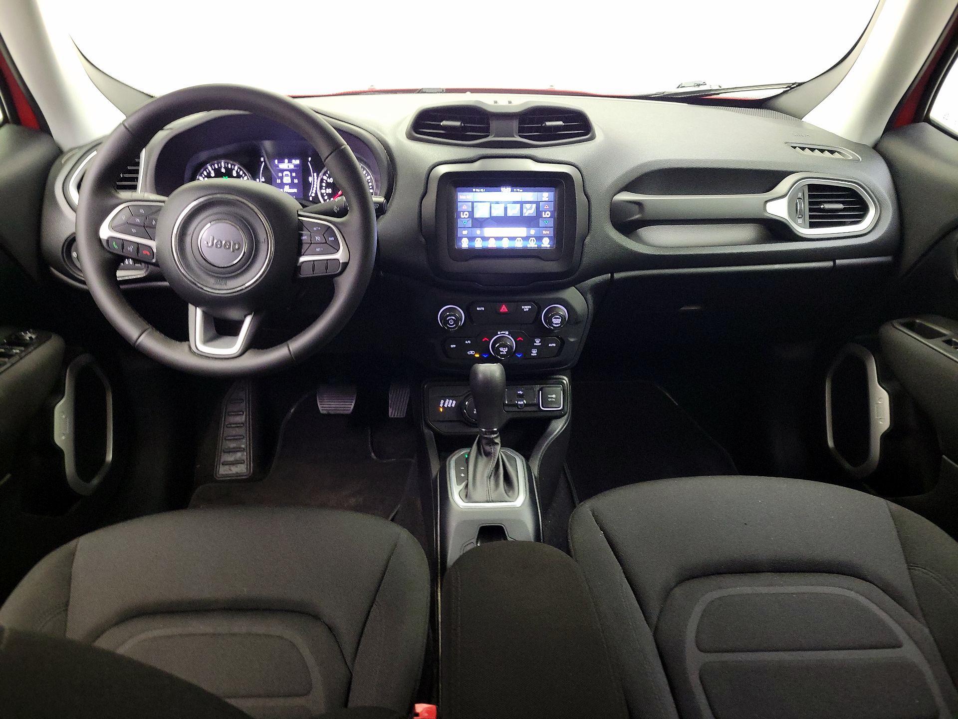 Thumbnail: 2020 Jeep Renegade - 9
