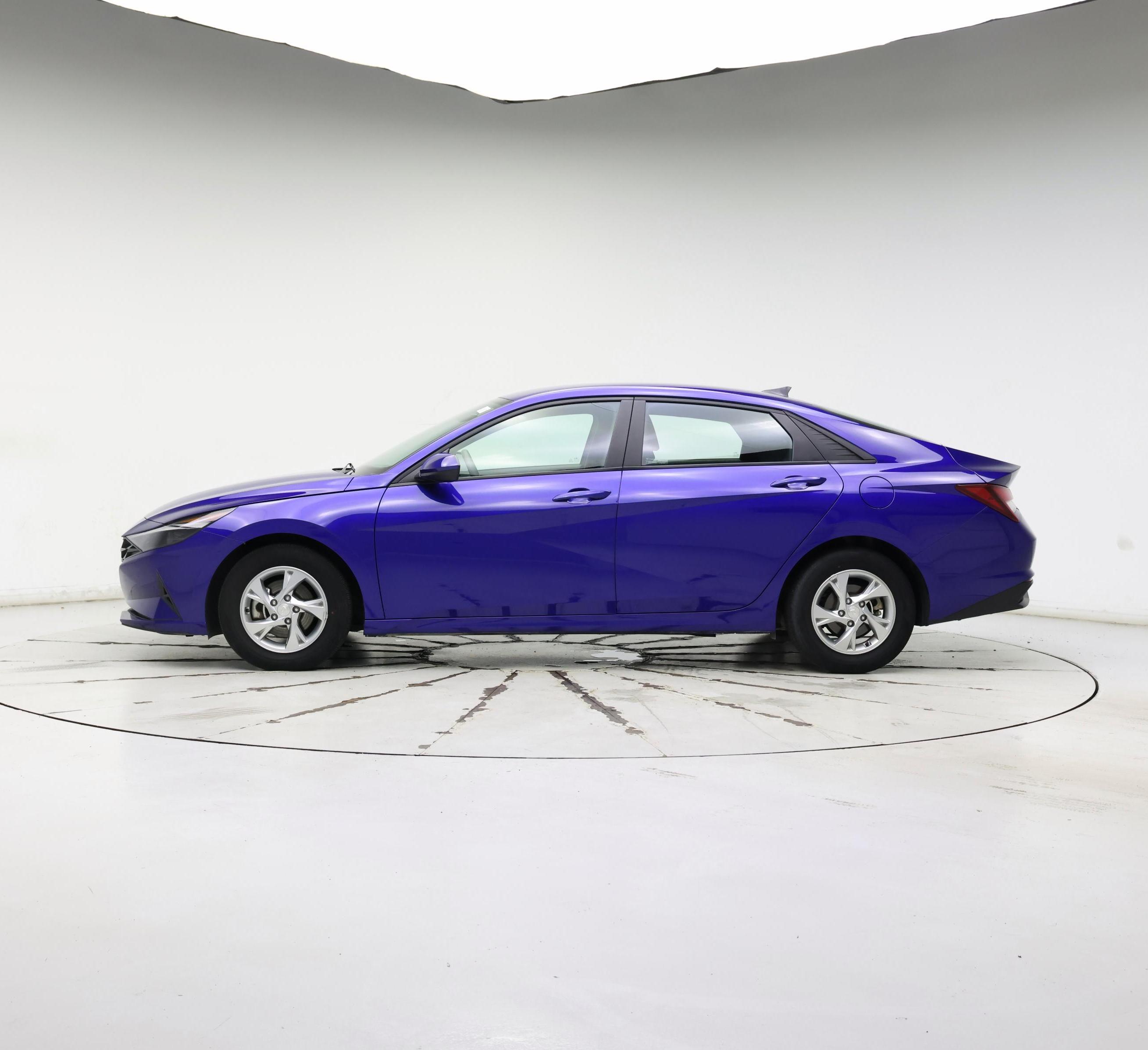 Thumbnail: 2023 Hyundai Elantra - 3