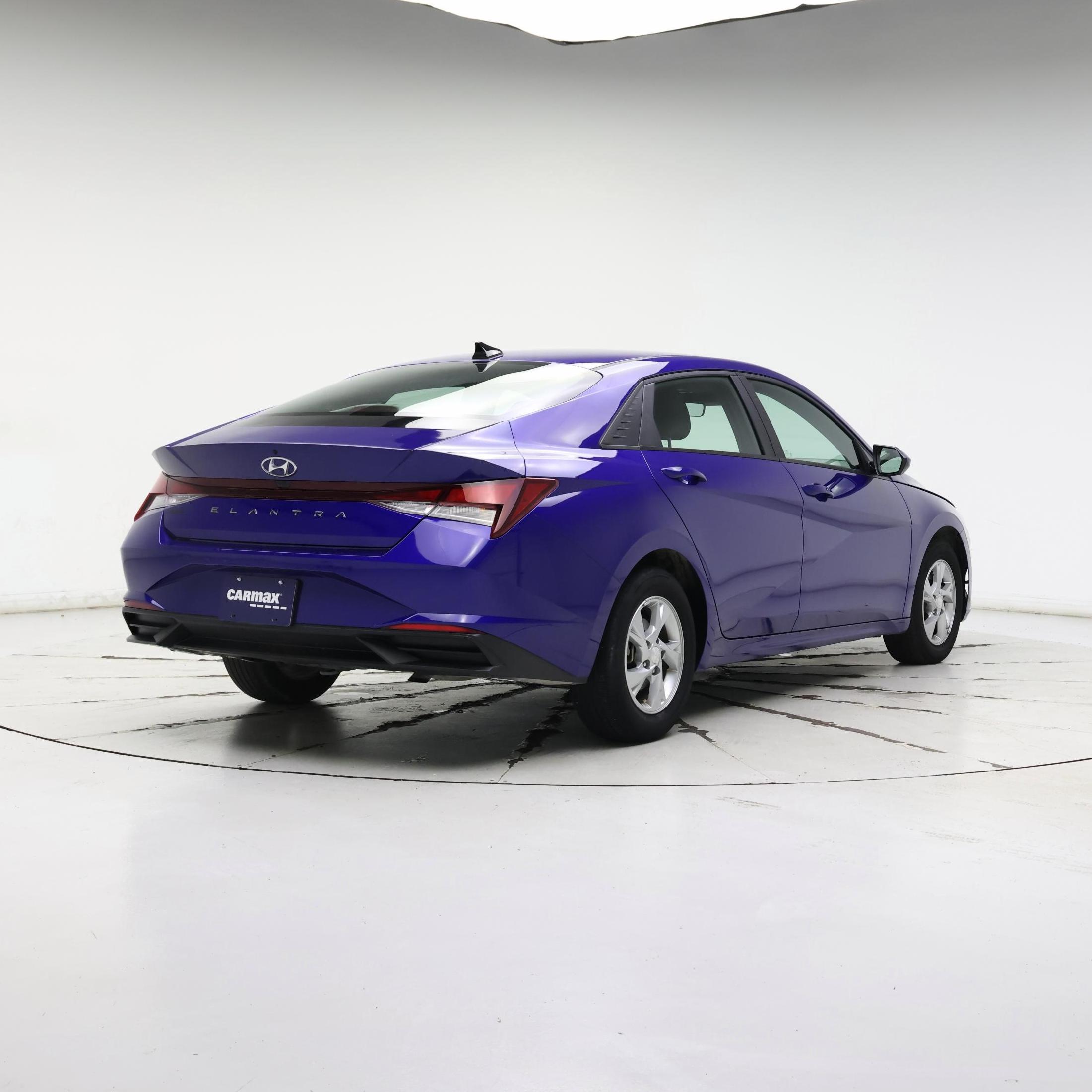 Thumbnail: 2023 Hyundai Elantra - 8