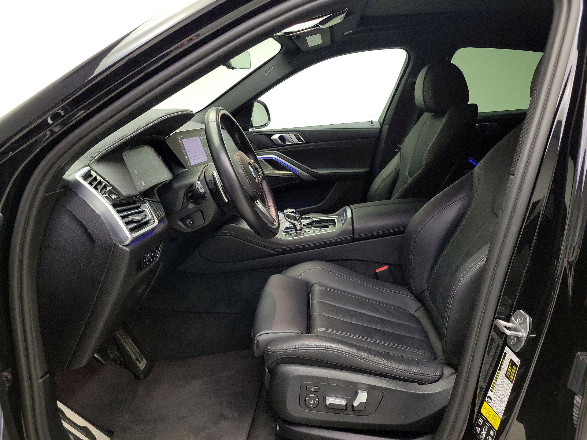 Thumbnail: 2022 BMW X6 - 11