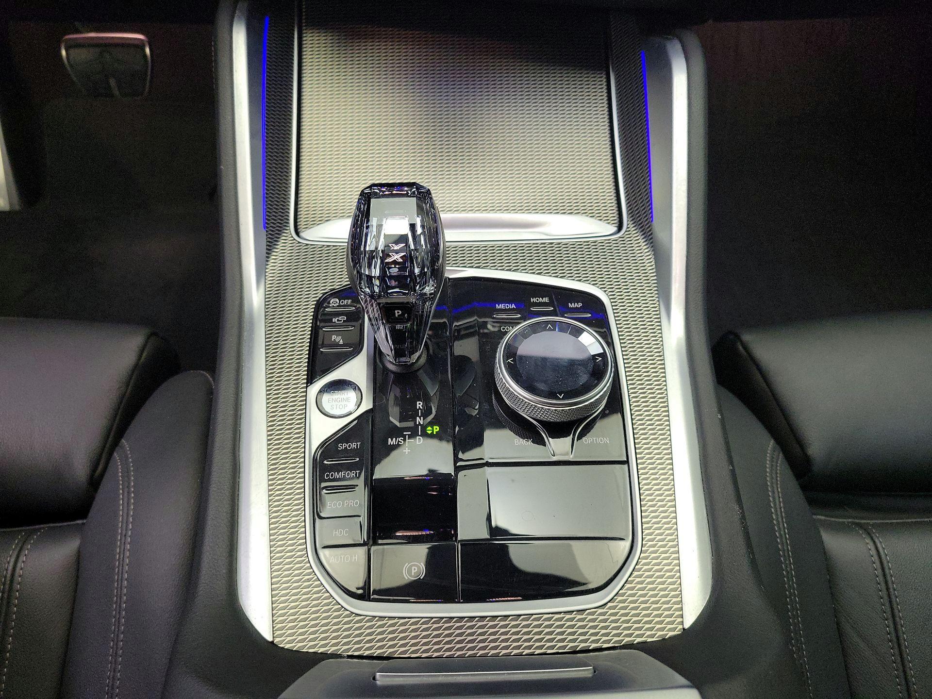 Thumbnail: 2022 BMW X6 - 18