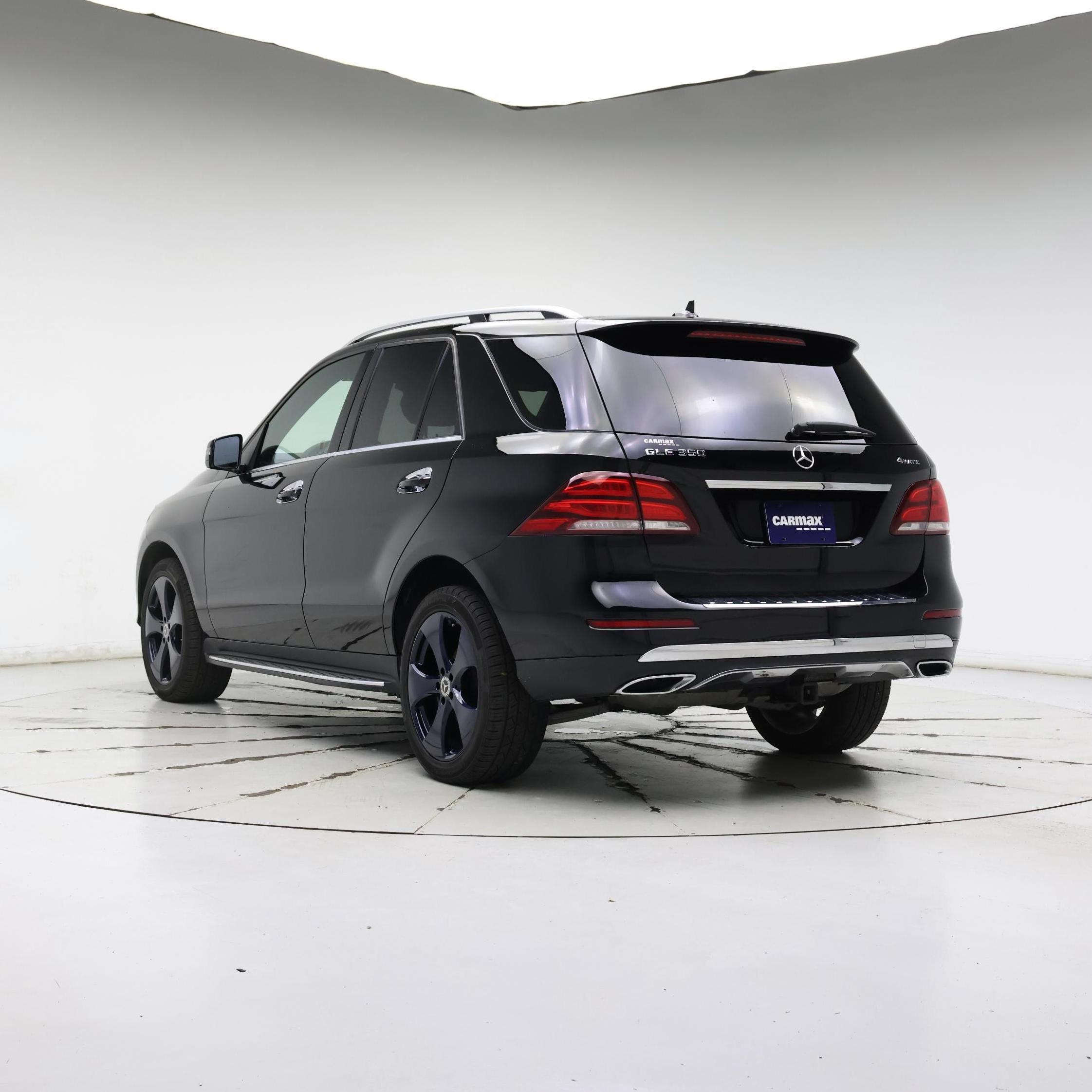 Thumbnail: 2018 Mercedes-Benz GLE - 2