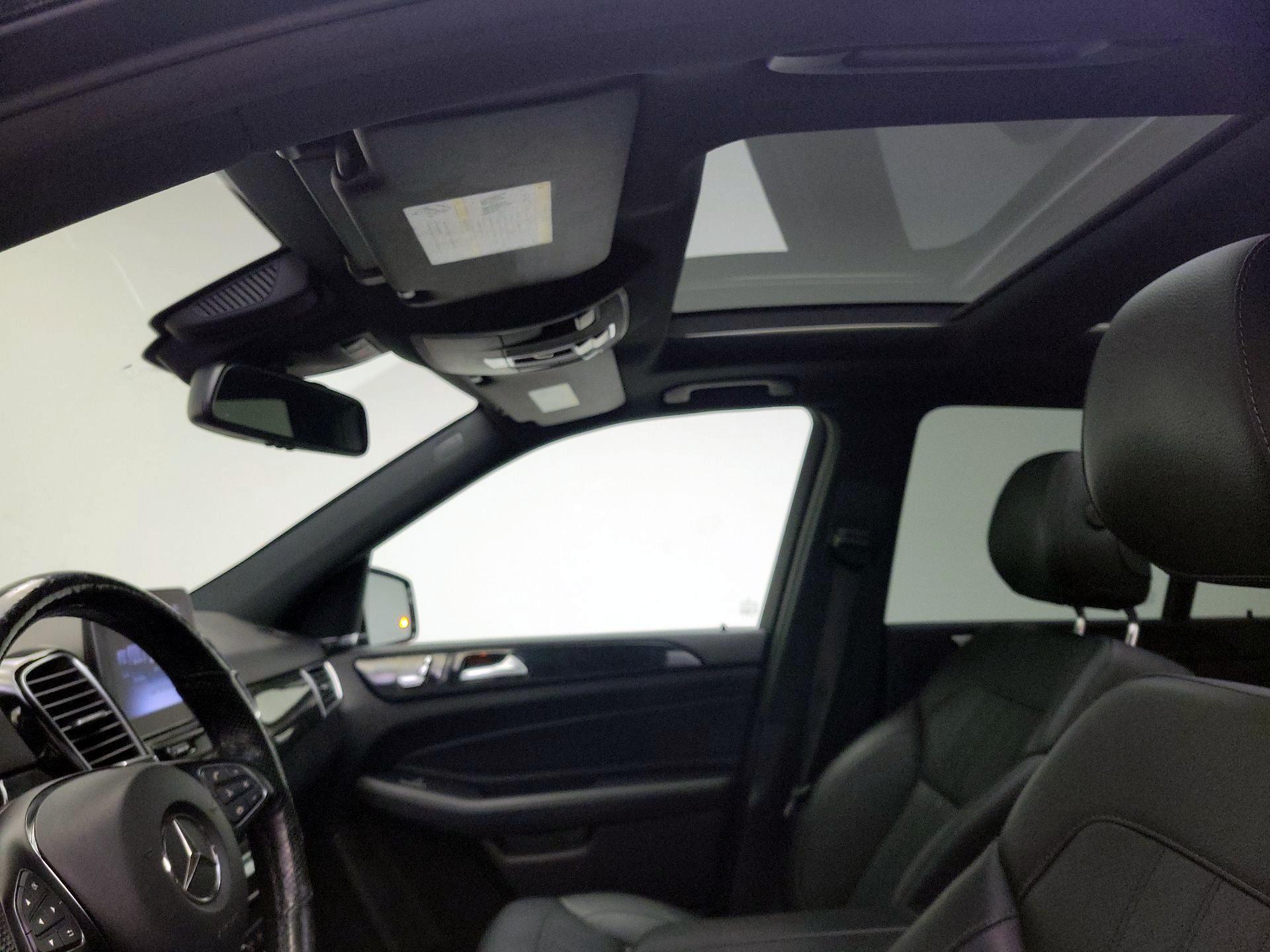 Thumbnail: 2018 Mercedes-Benz GLE - 20
