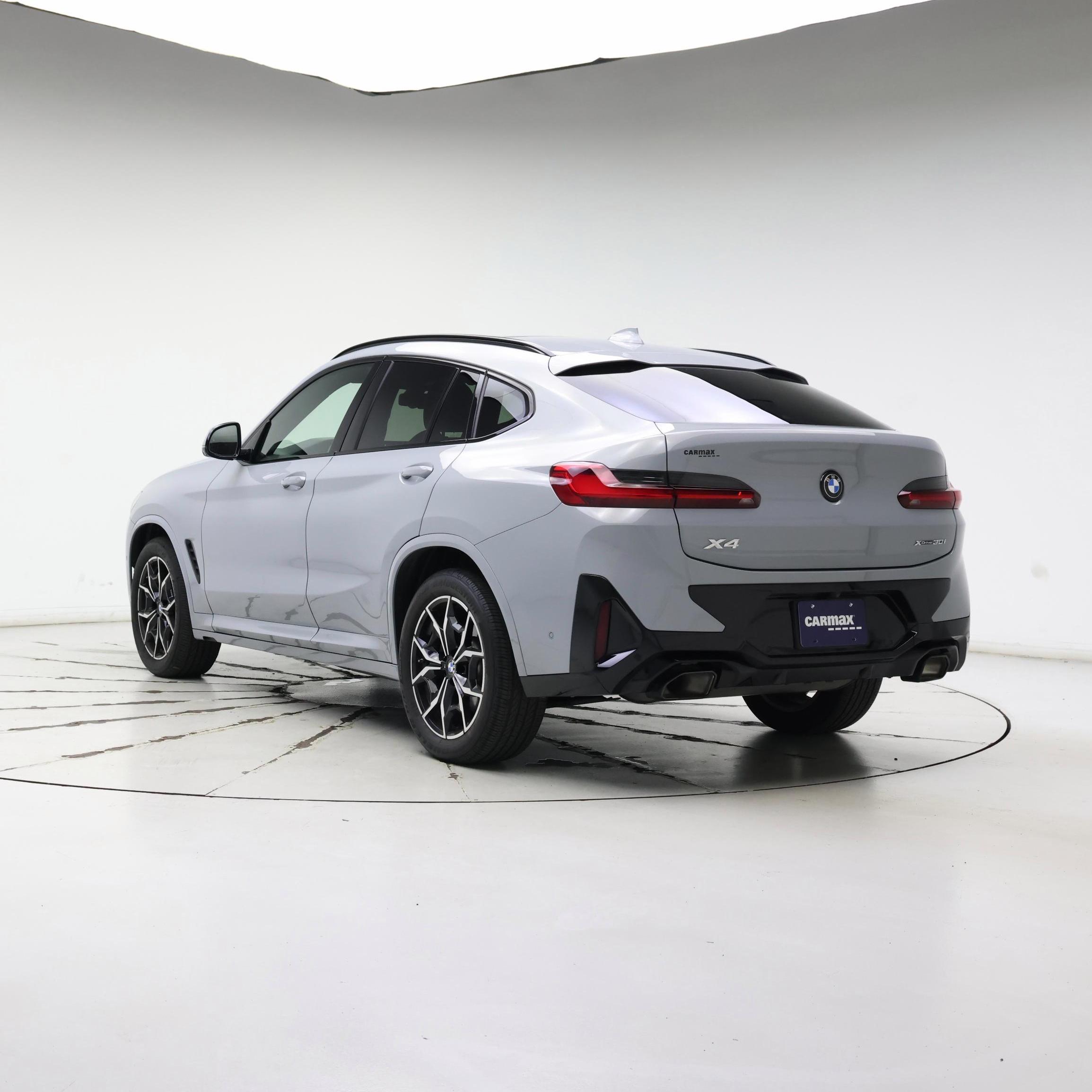 Thumbnail: 2023 BMW X4 - 2